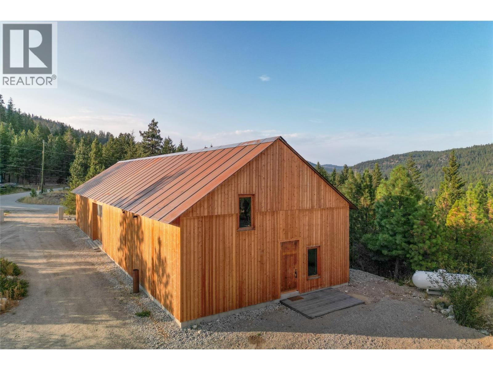 8025 Princeton-Summerland Road, Summerland, British Columbia  V0H 1Z8 - Photo 2 - 10395033