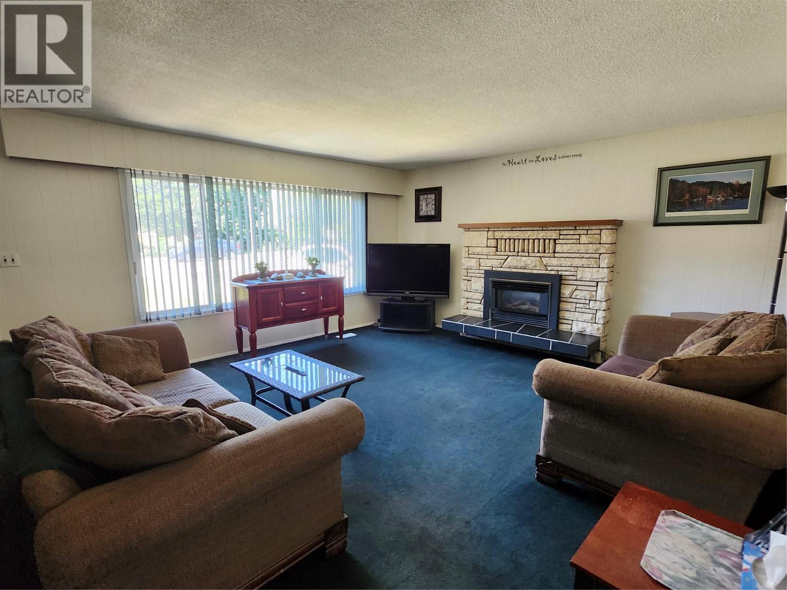 6453 Park Drive, Oliver, British Columbia  V0H 1T3 - Photo 4 - 10394816