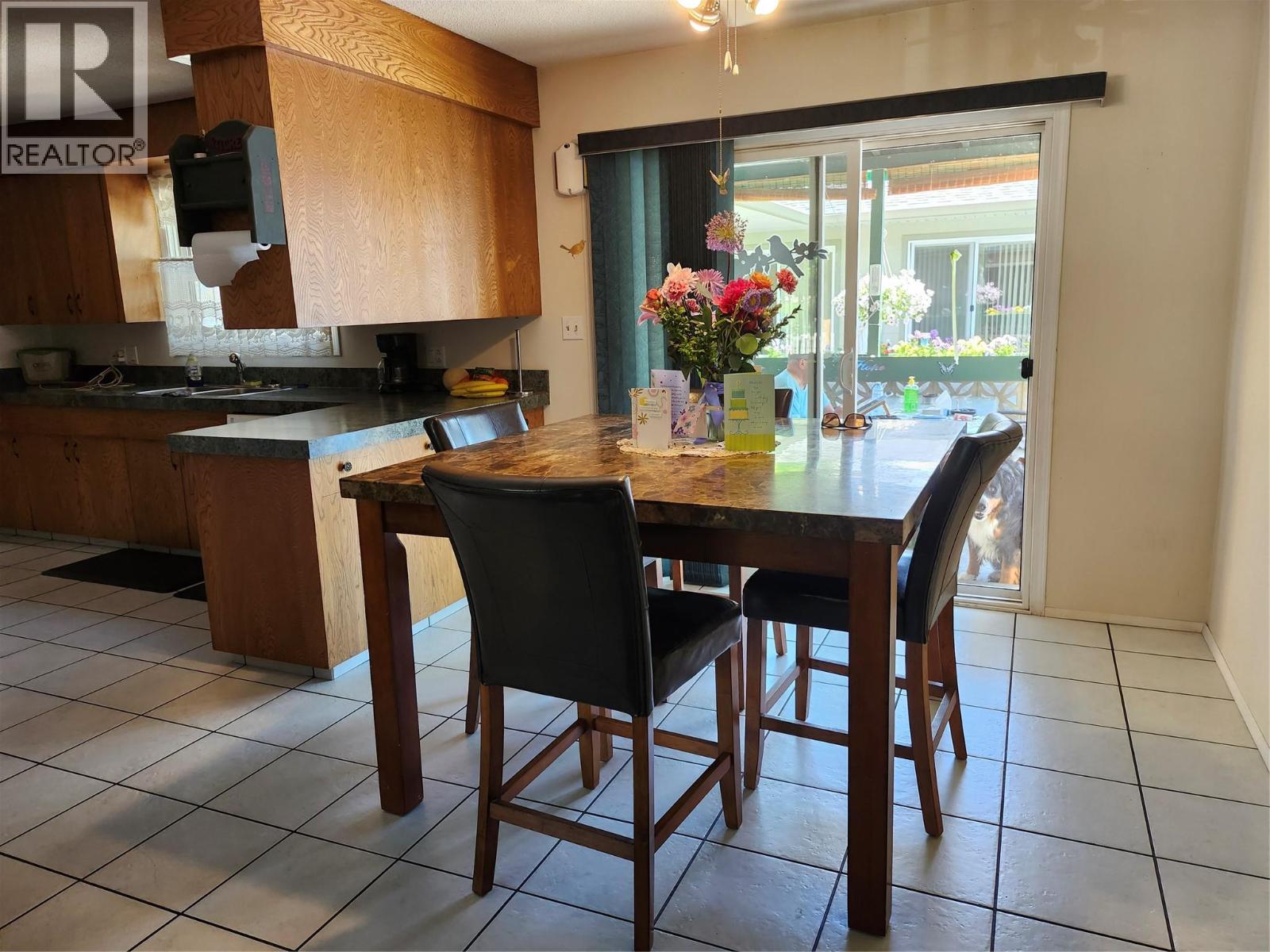 6453 Park Drive, Oliver, British Columbia  V0H 1T3 - Photo 5 - 10394816