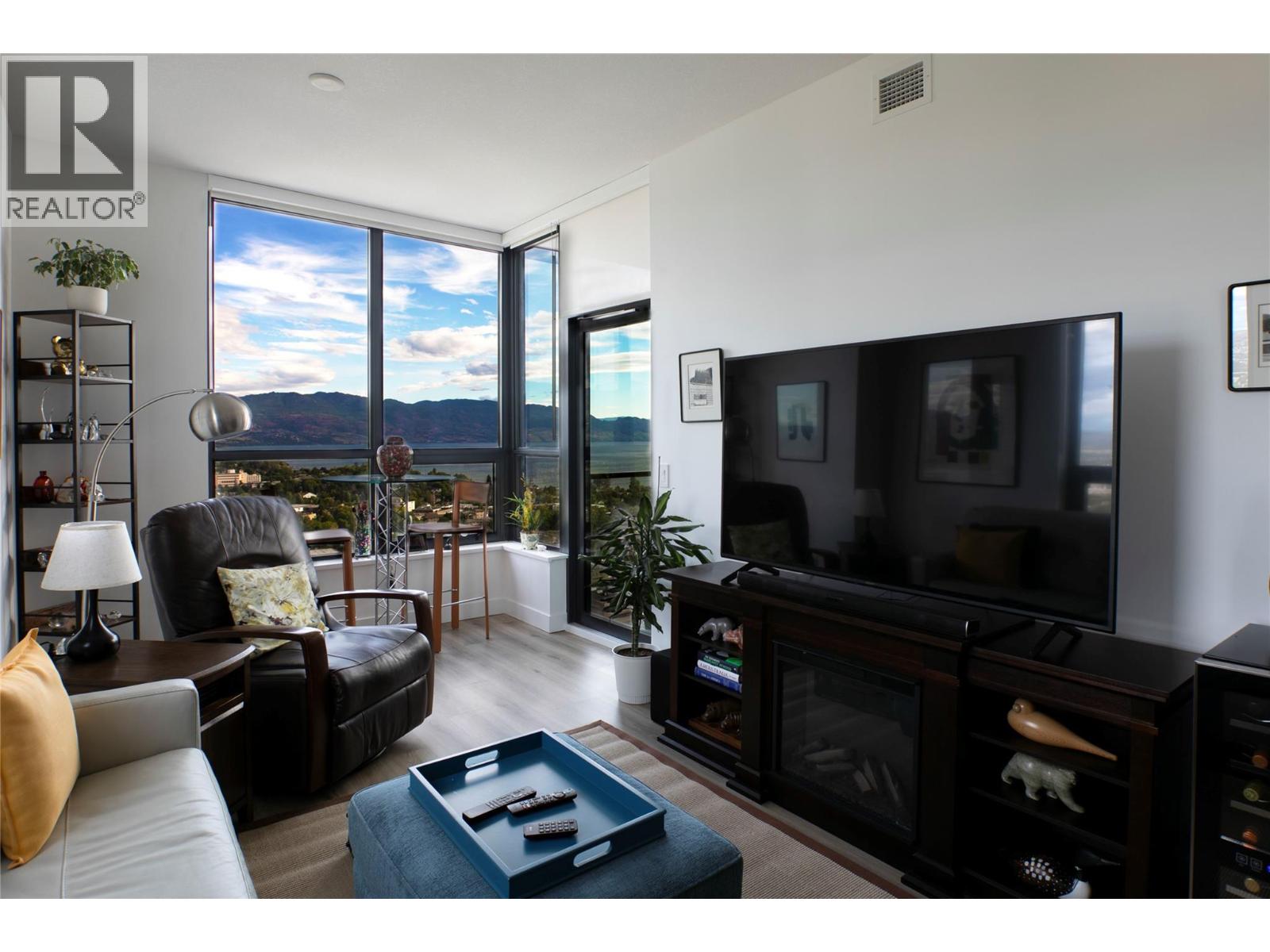 1488 Bertram Street Unit# 3005, Kelowna, British Columbia  V1Y 0M6 - Photo 2 - 10393721