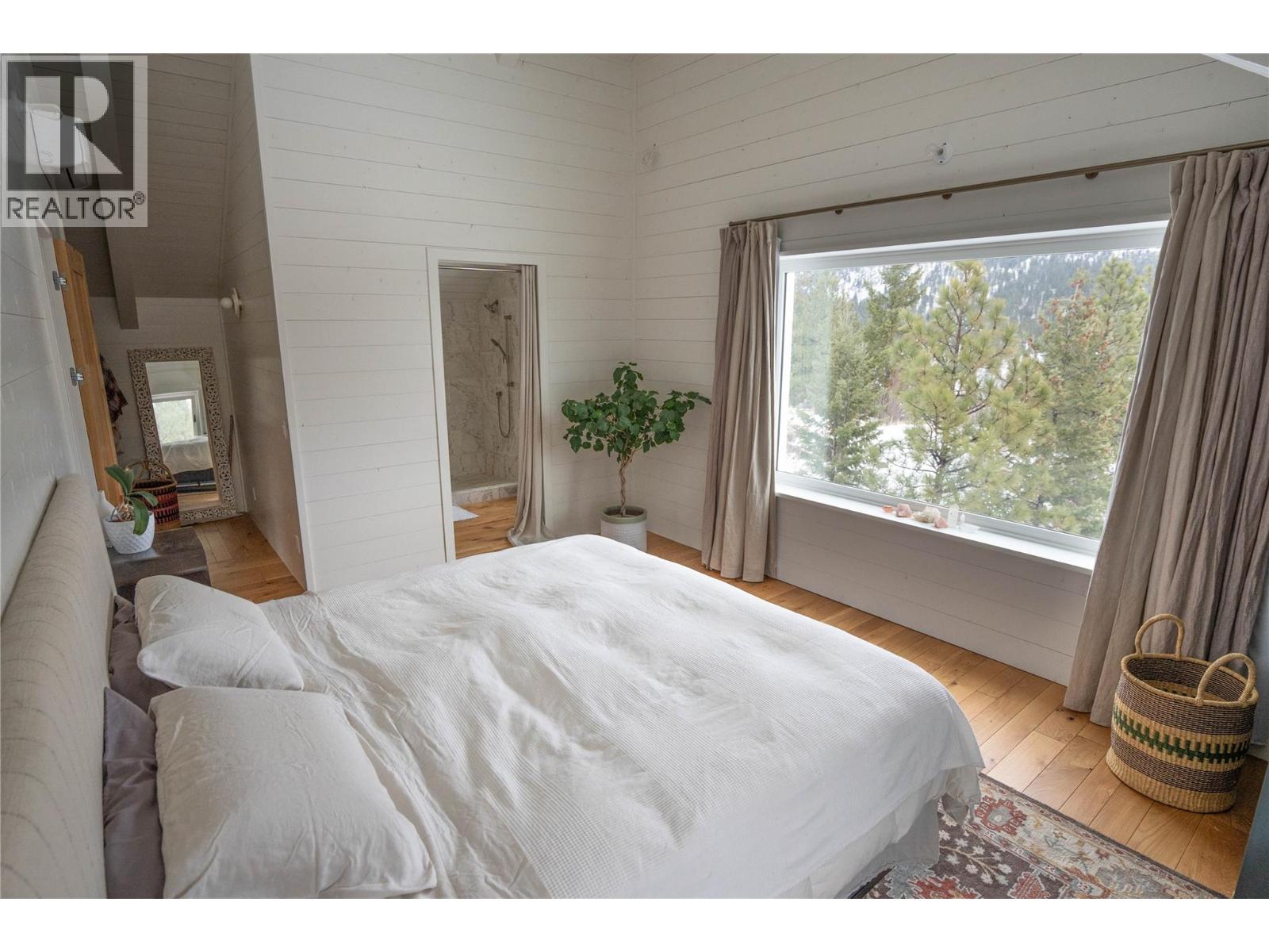 8025 Princeton-Summerland Road, Summerland, British Columbia  V0H 1Z8 - Photo 18 - 10395035