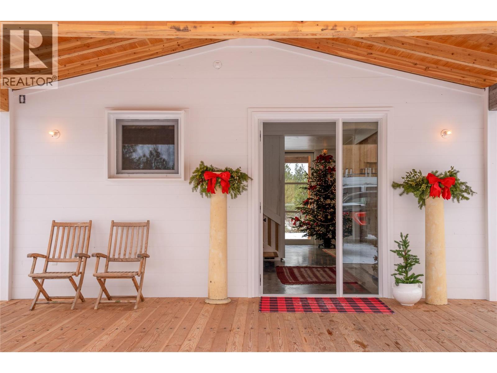 8025 Princeton-Summerland Road, Summerland, British Columbia  V0H 1Z8 - Photo 6 - 10395035