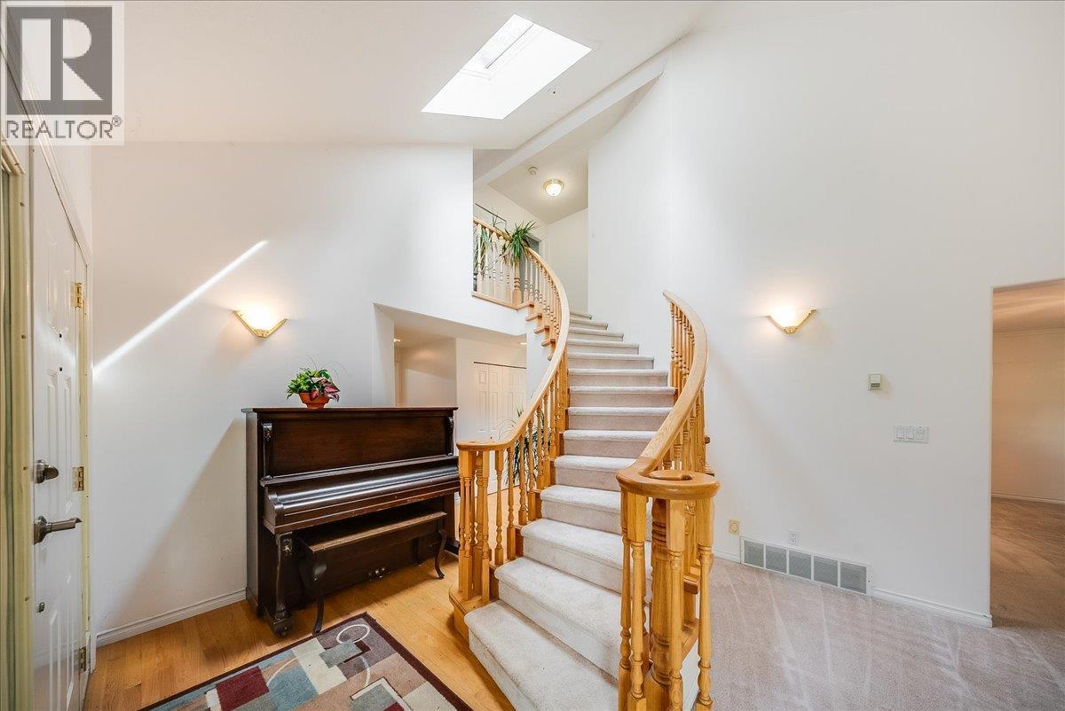 1325 Forest Road, Castlegar, British Columbia  V1N 3Y5 - Photo 13 - 10394902