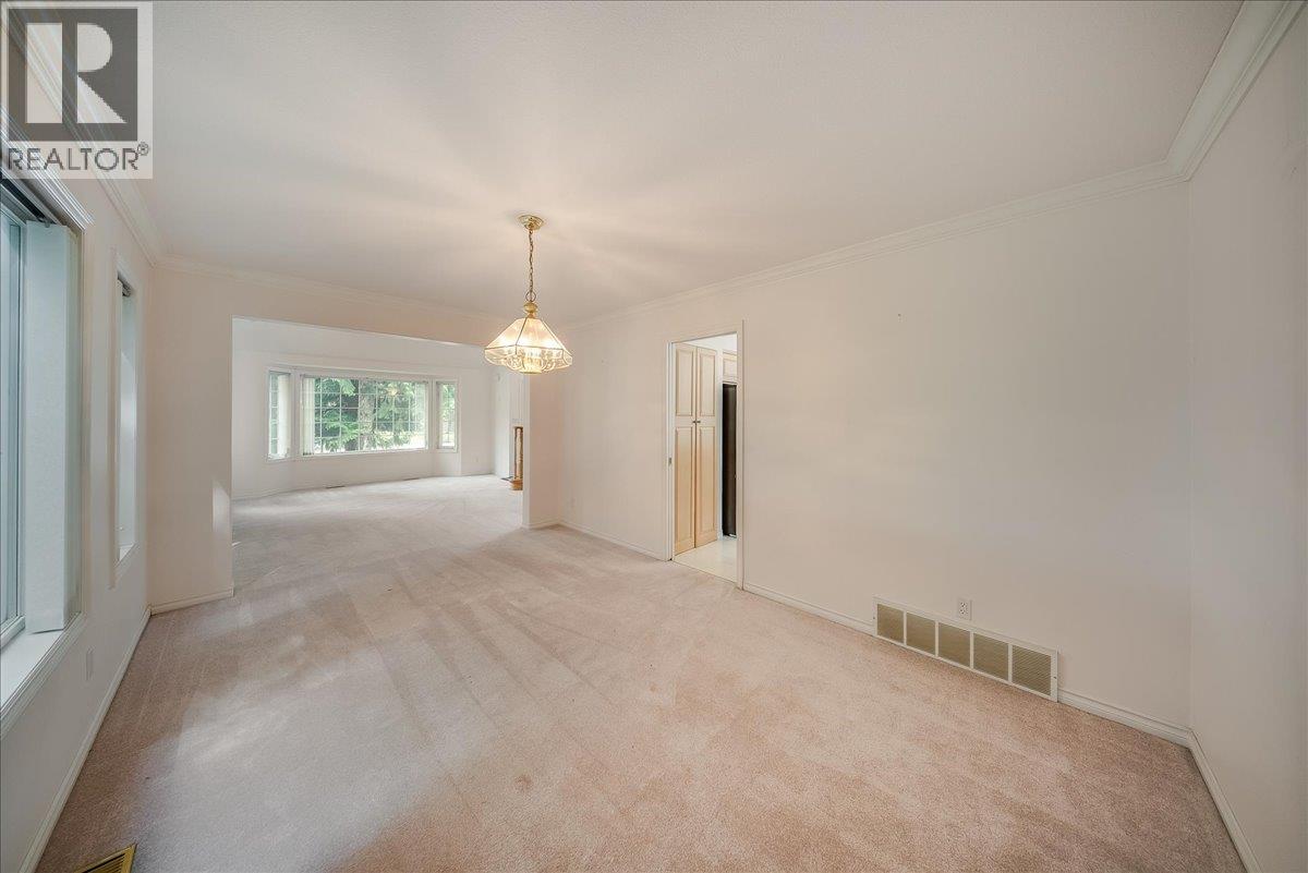 1325 Forest Road, Castlegar, British Columbia  V1N 3Y5 - Photo 17 - 10394902