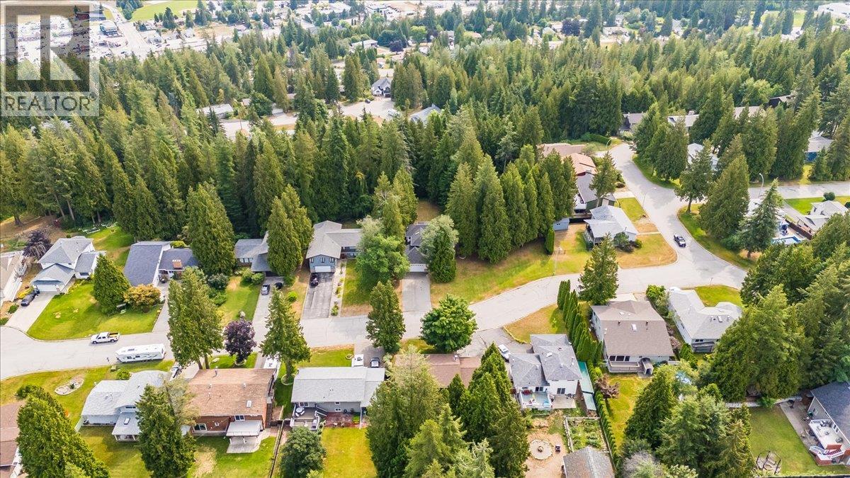 1325 Forest Road, Castlegar, British Columbia  V1N 3Y5 - Photo 6 - 10394902