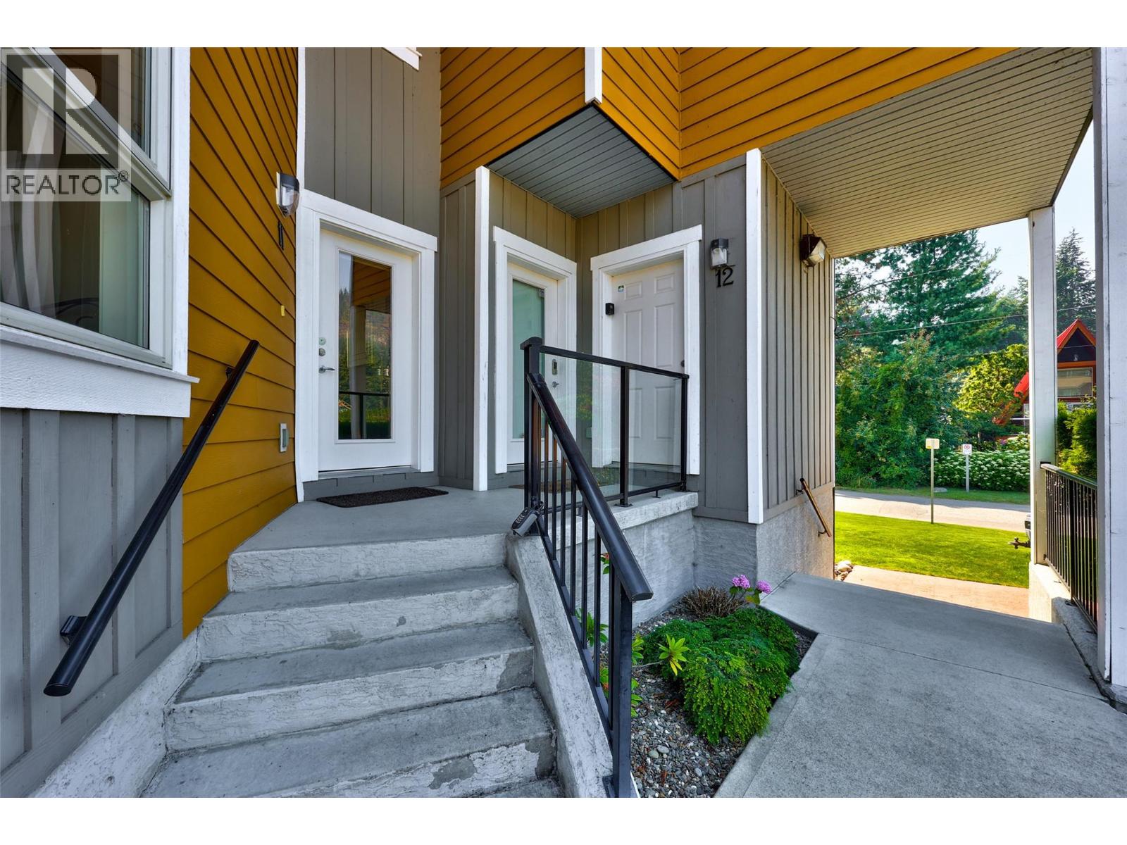 1294 Deodar Road Unit# 11, Scotch Creek, British Columbia  V0E 1M5 - Photo 2 - 10395040