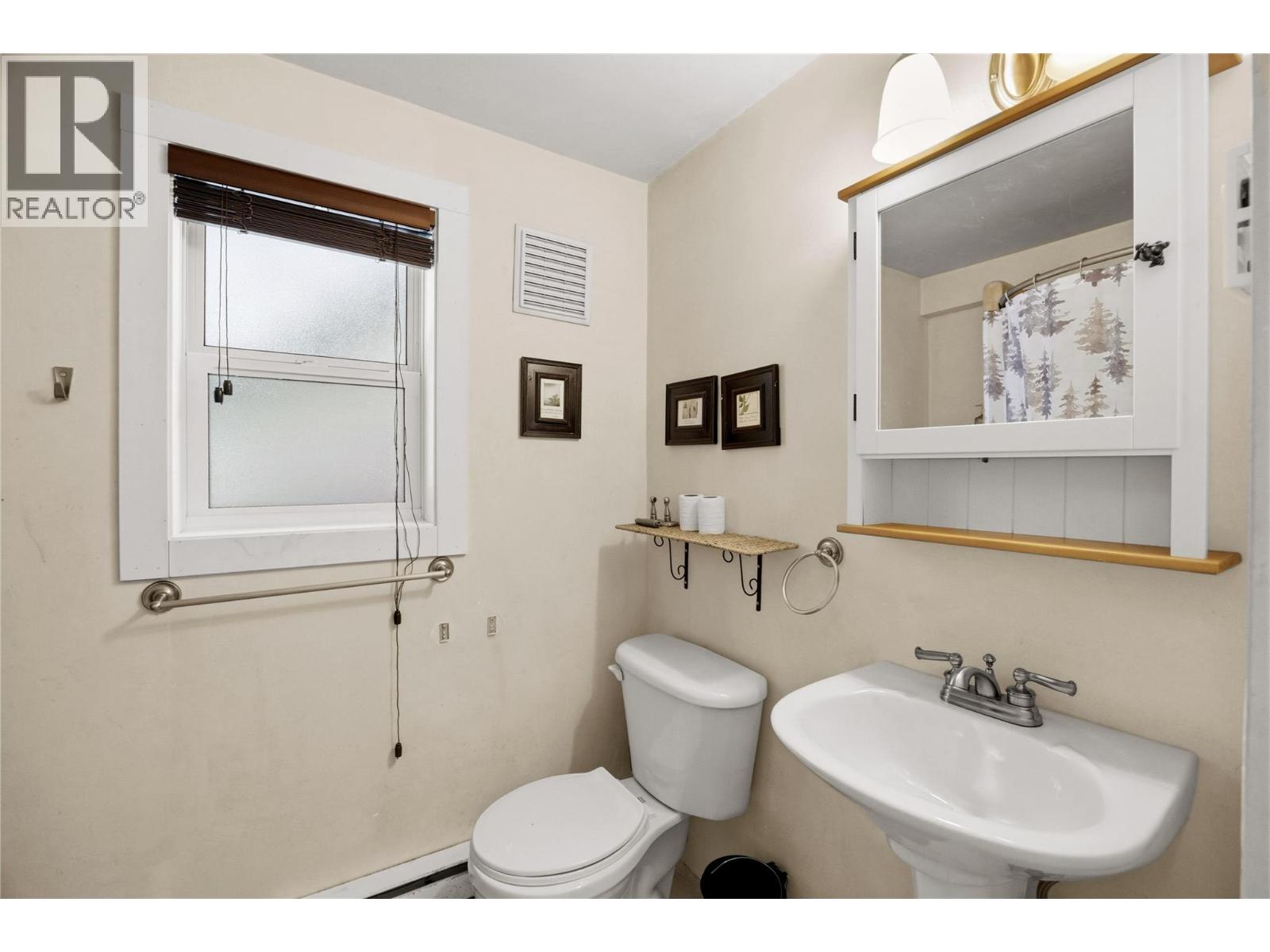 156 Clearview Road Unit# 103a, Apex Mountain, British Columbia  V0X 1K0 - Photo 10 - 10395054