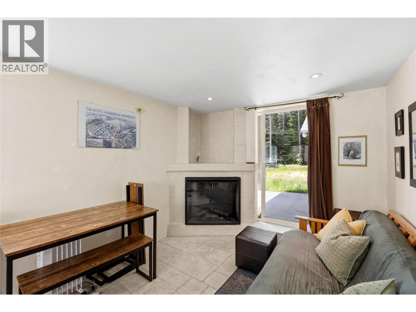 156 Clearview Road Unit# 103a, Apex Mountain, British Columbia  V0X 1K0 - Photo 5 - 10395054