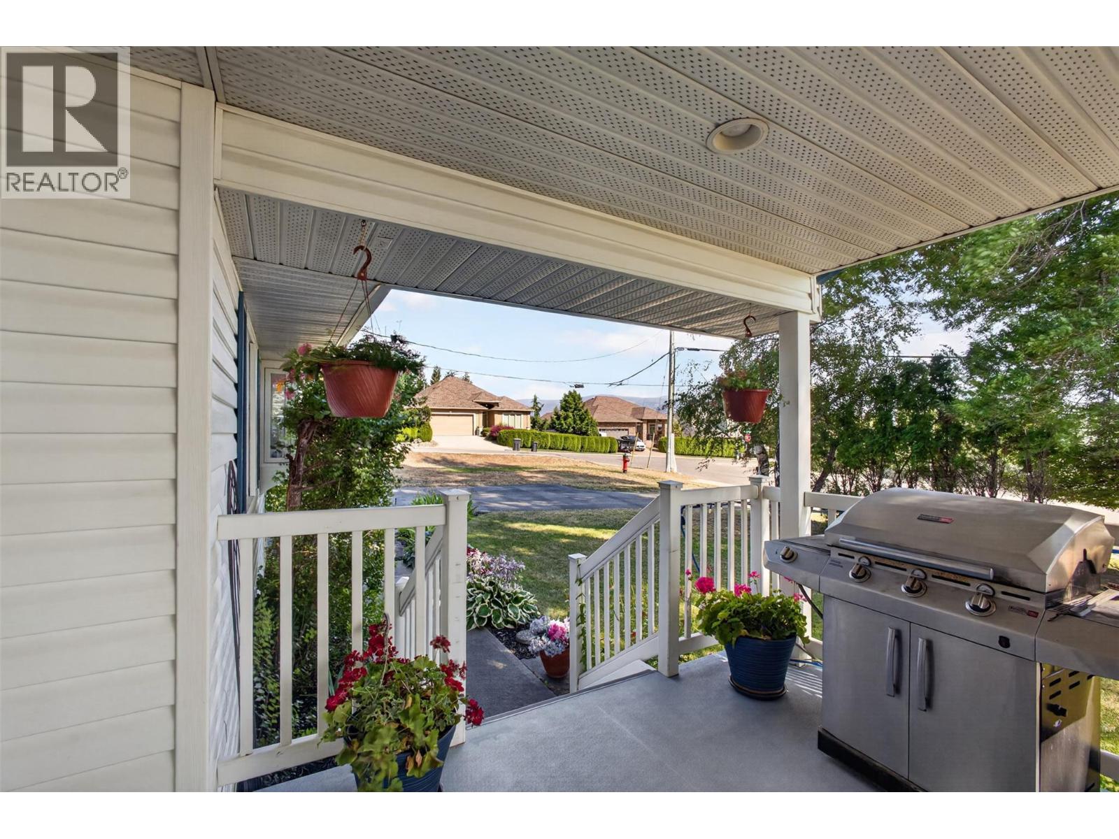 800 Montigny Road, West Kelowna, British Columbia  V1Z 1S2 - Photo 57 - 10394280