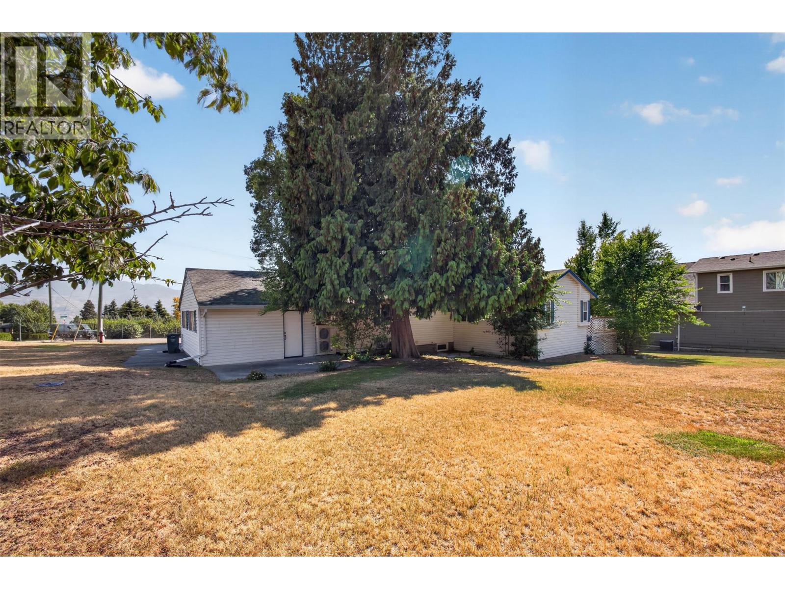 800 Montigny Road, West Kelowna, British Columbia  V1Z 1S2 - Photo 60 - 10394280
