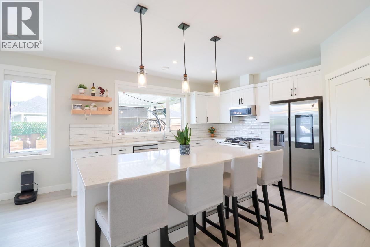 179 Sendero Crescent, Penticton, British Columbia  V2A 0C3 - Photo 3 - 10394955