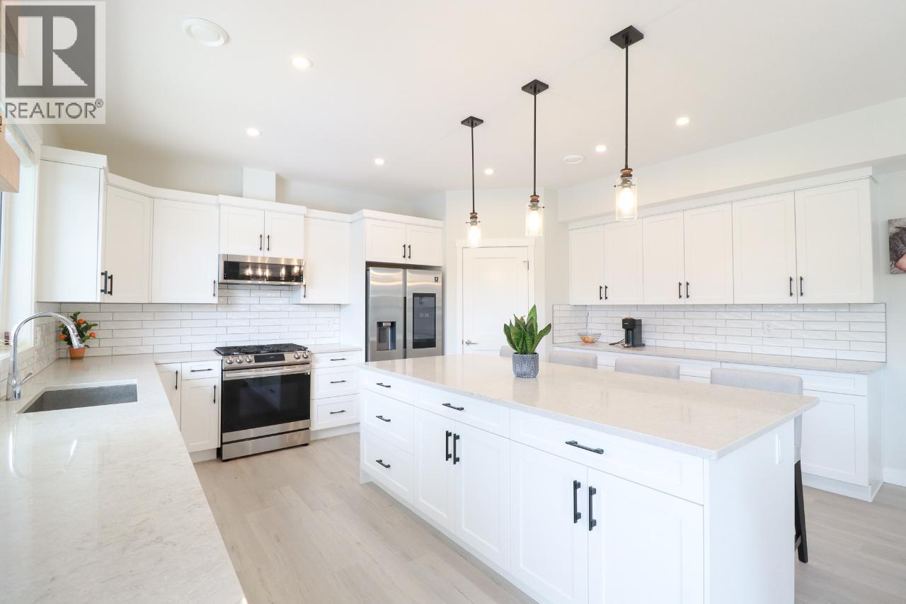 179 Sendero Crescent, Penticton, British Columbia  V2A 0C3 - Photo 4 - 10394955