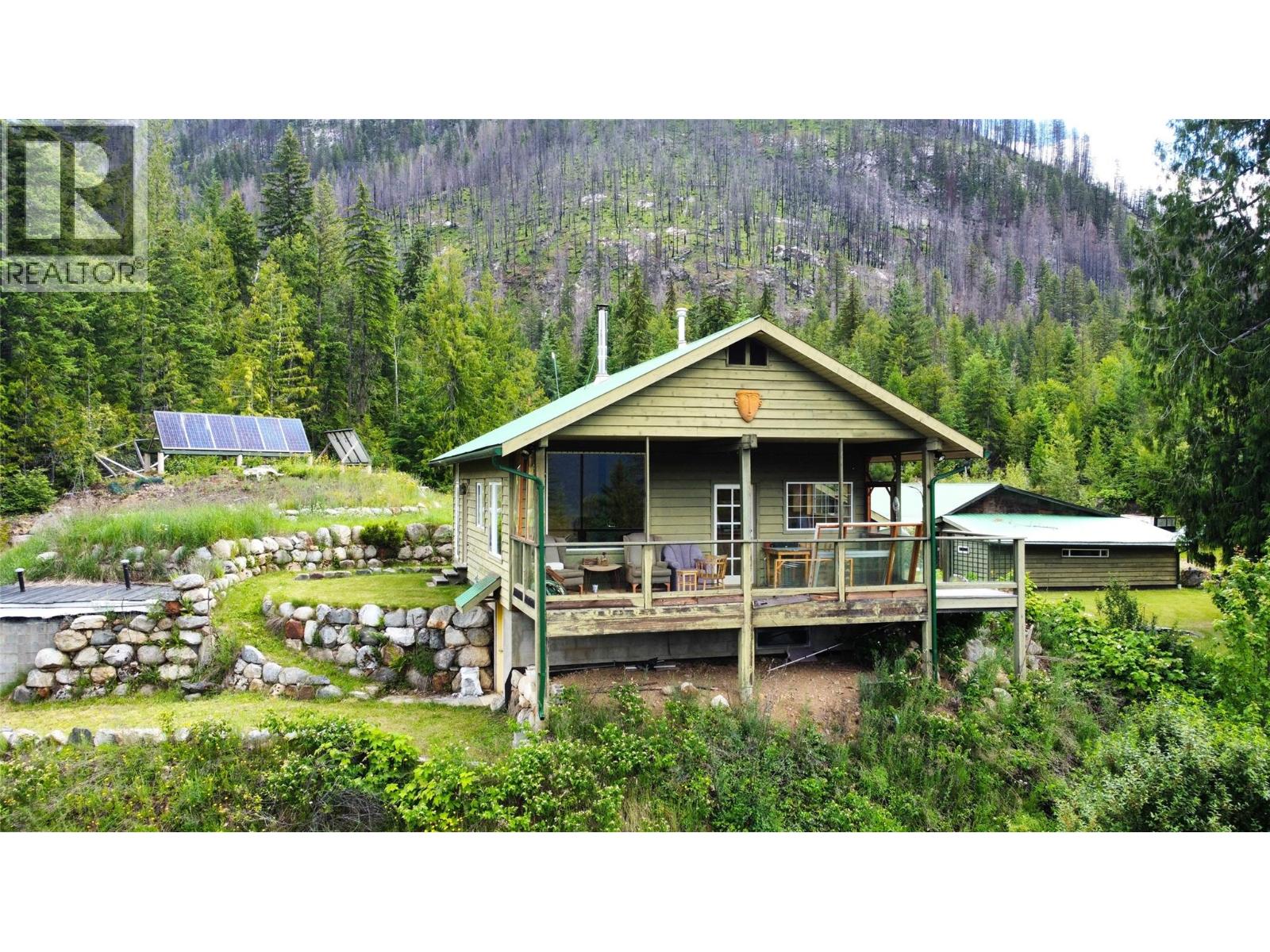9155 Highway 6, Silverton, British Columbia  V0G 1S0 - Photo 1 - 10394801