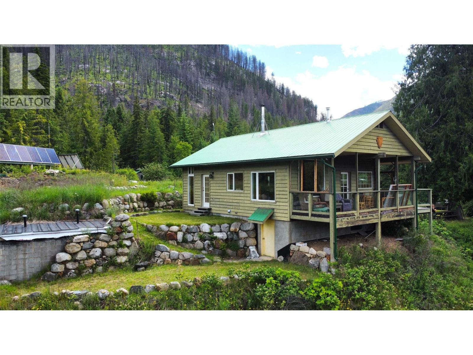 9155 Highway 6, Silverton, British Columbia  V0G 1S0 - Photo 3 - 10394801