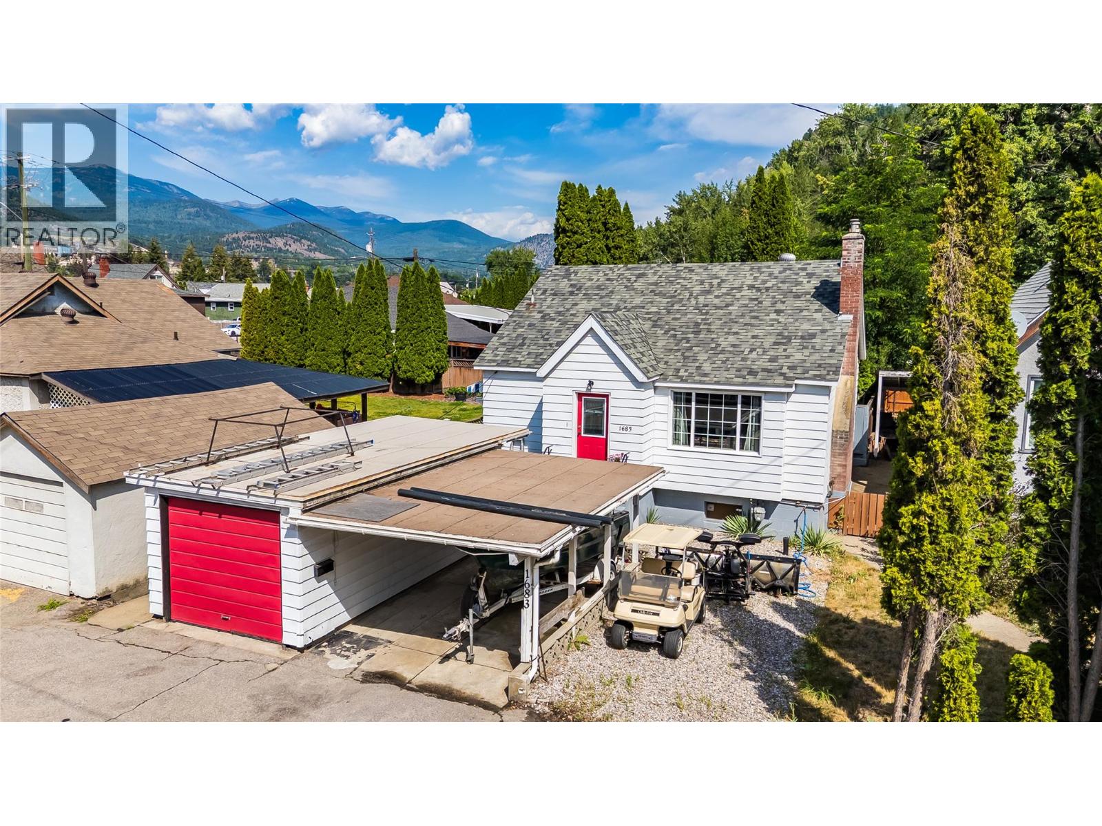 1683 Bailey Street, Trail, British Columbia  V1R 1W5 - Photo 1 - 10394903