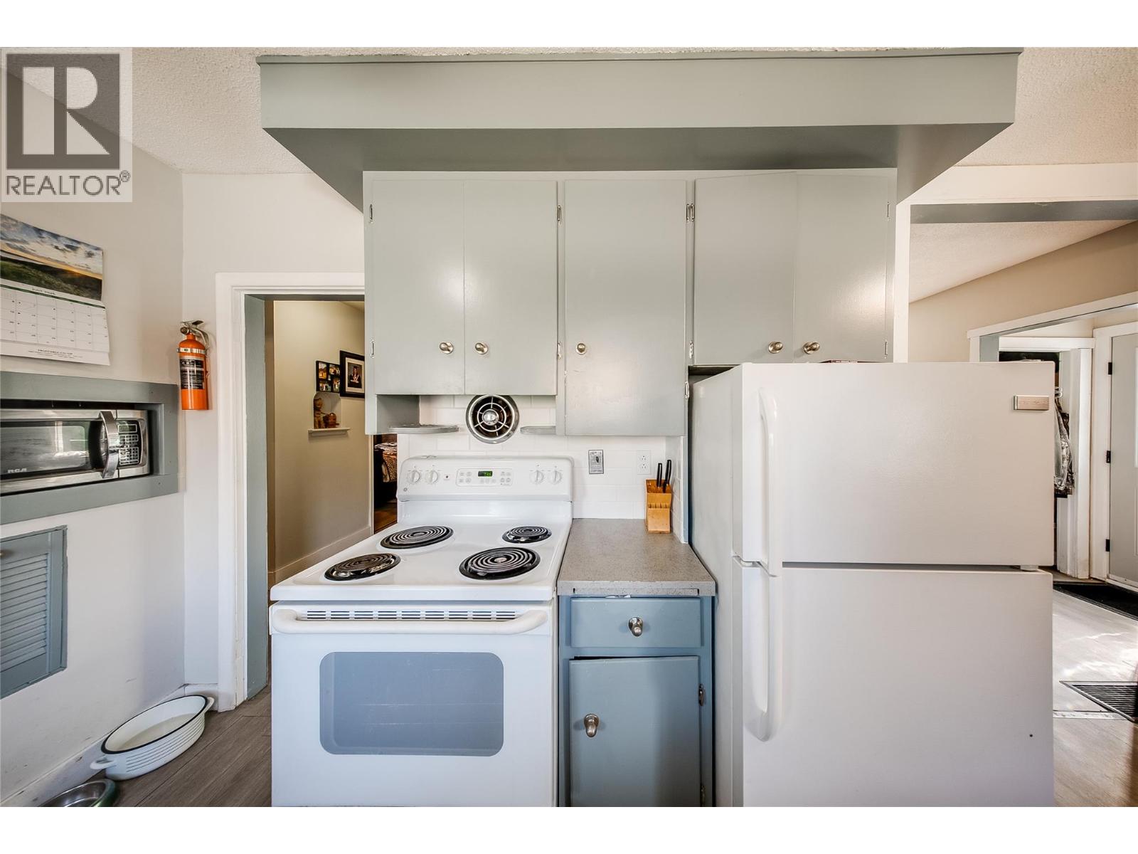 1683 Bailey Street, Trail, British Columbia  V1R 1W5 - Photo 11 - 10394903