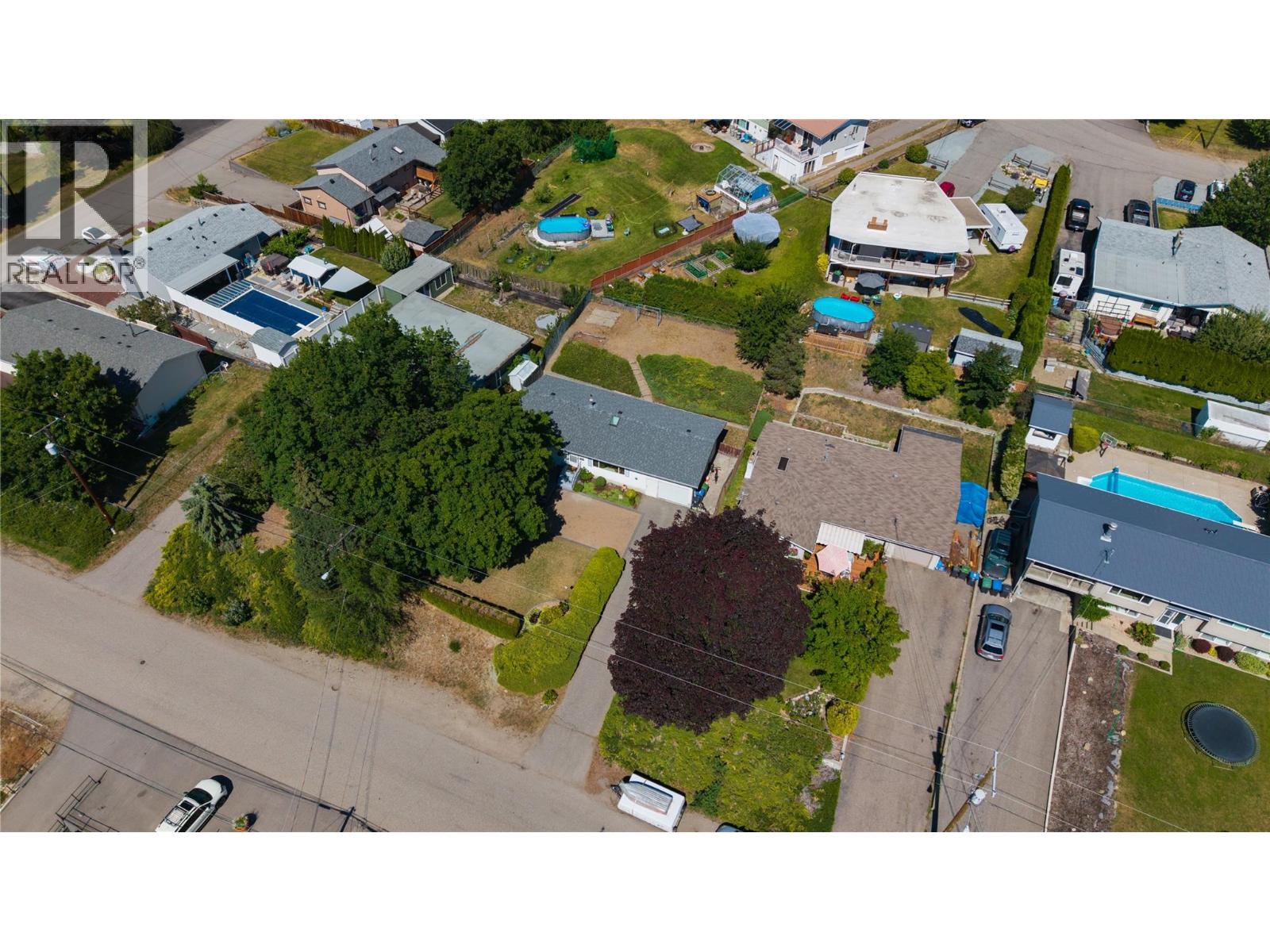 1389 Lund Road, Kelowna, British Columbia  V2B 1K9 - Photo 35 - 10394799