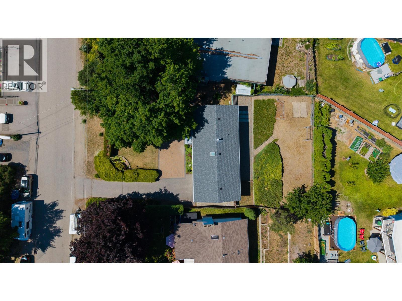 1389 Lund Road, Kelowna, British Columbia  V2B 1K9 - Photo 36 - 10394799