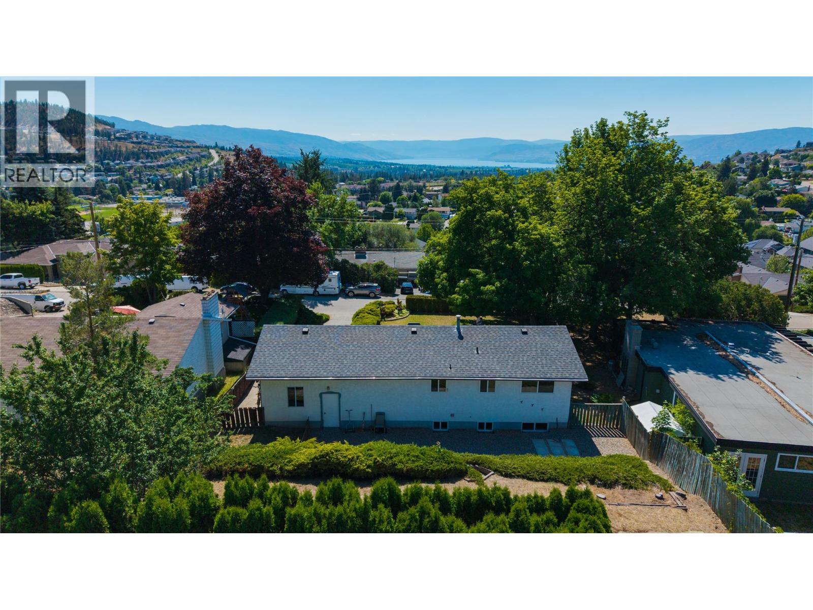 1389 Lund Road, Kelowna, British Columbia  V2B 1K9 - Photo 38 - 10394799