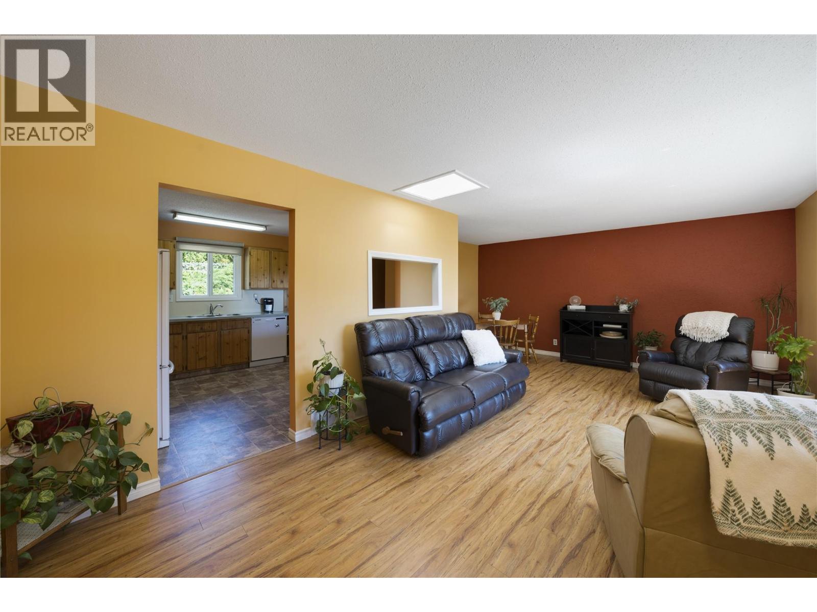 1389 Lund Road, Kelowna, British Columbia  V2B 1K9 - Photo 6 - 10394799