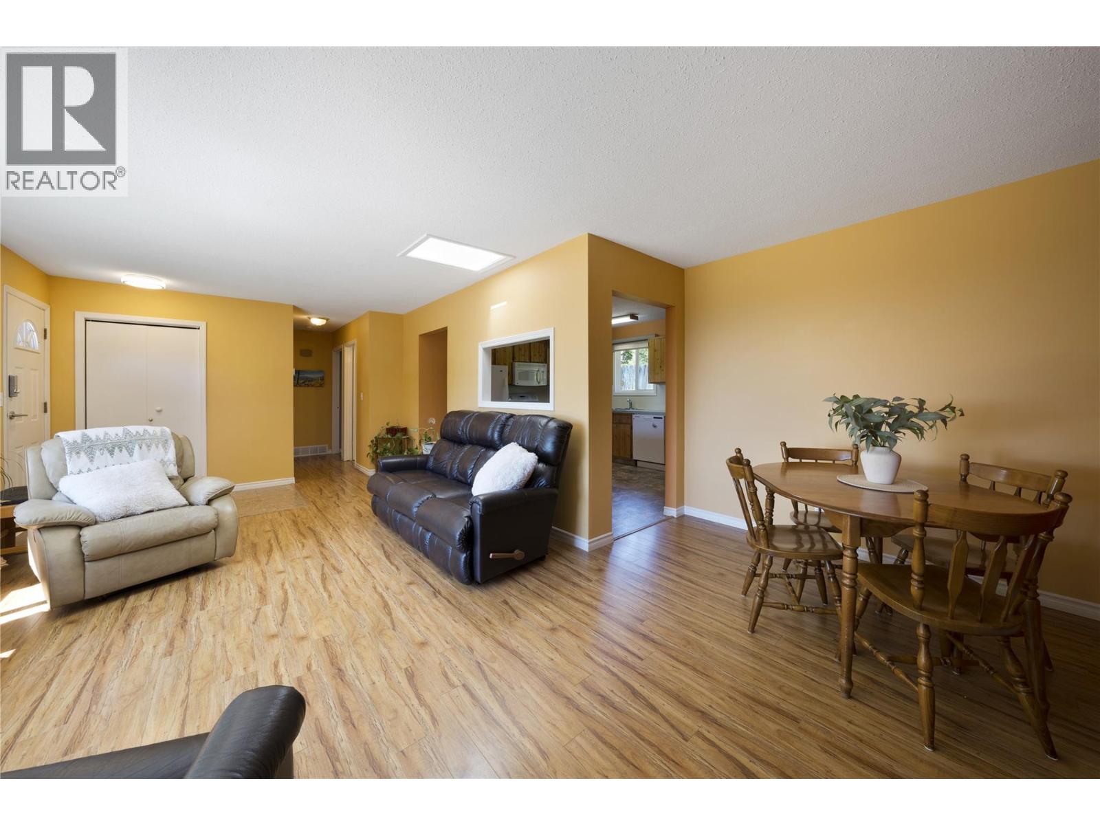 1389 Lund Road, Kelowna, British Columbia  V2B 1K9 - Photo 9 - 10394799