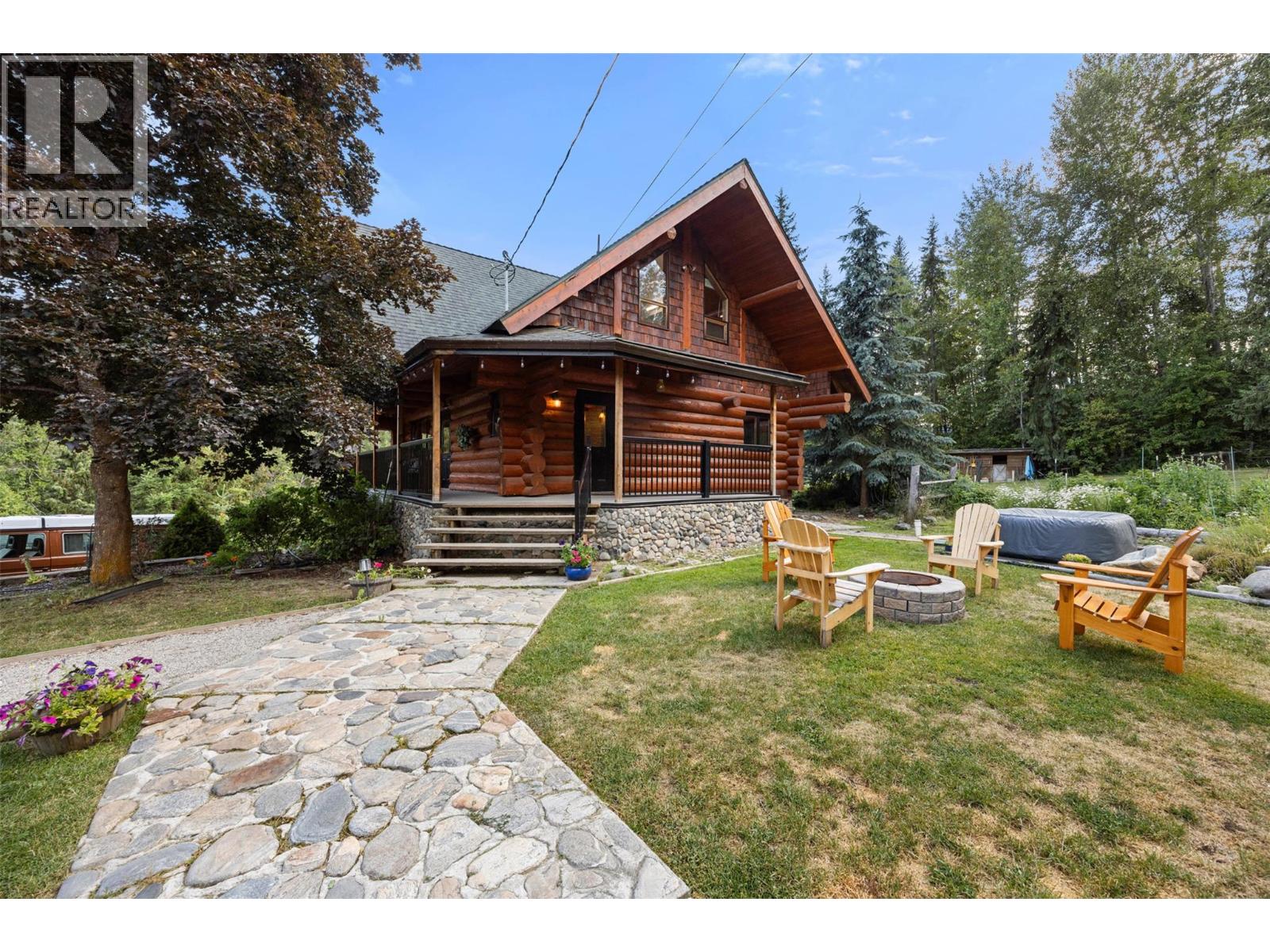 10737 Highway 33 E, Kelowna, British Columbia  V1P 1J9 - Photo 1 - 10394657