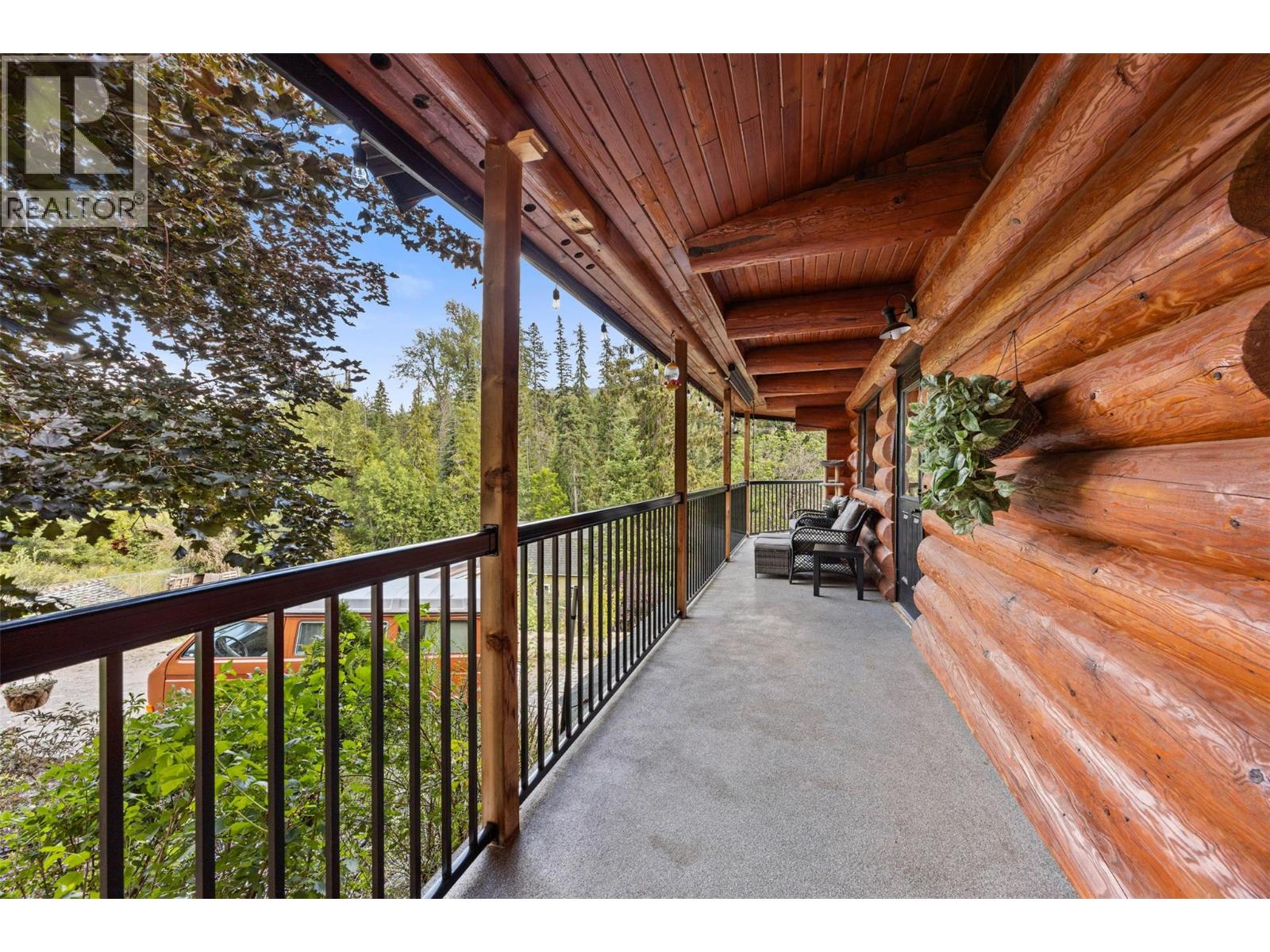 10737 Highway 33 E, Kelowna, British Columbia  V1P 1J9 - Photo 2 - 10394657