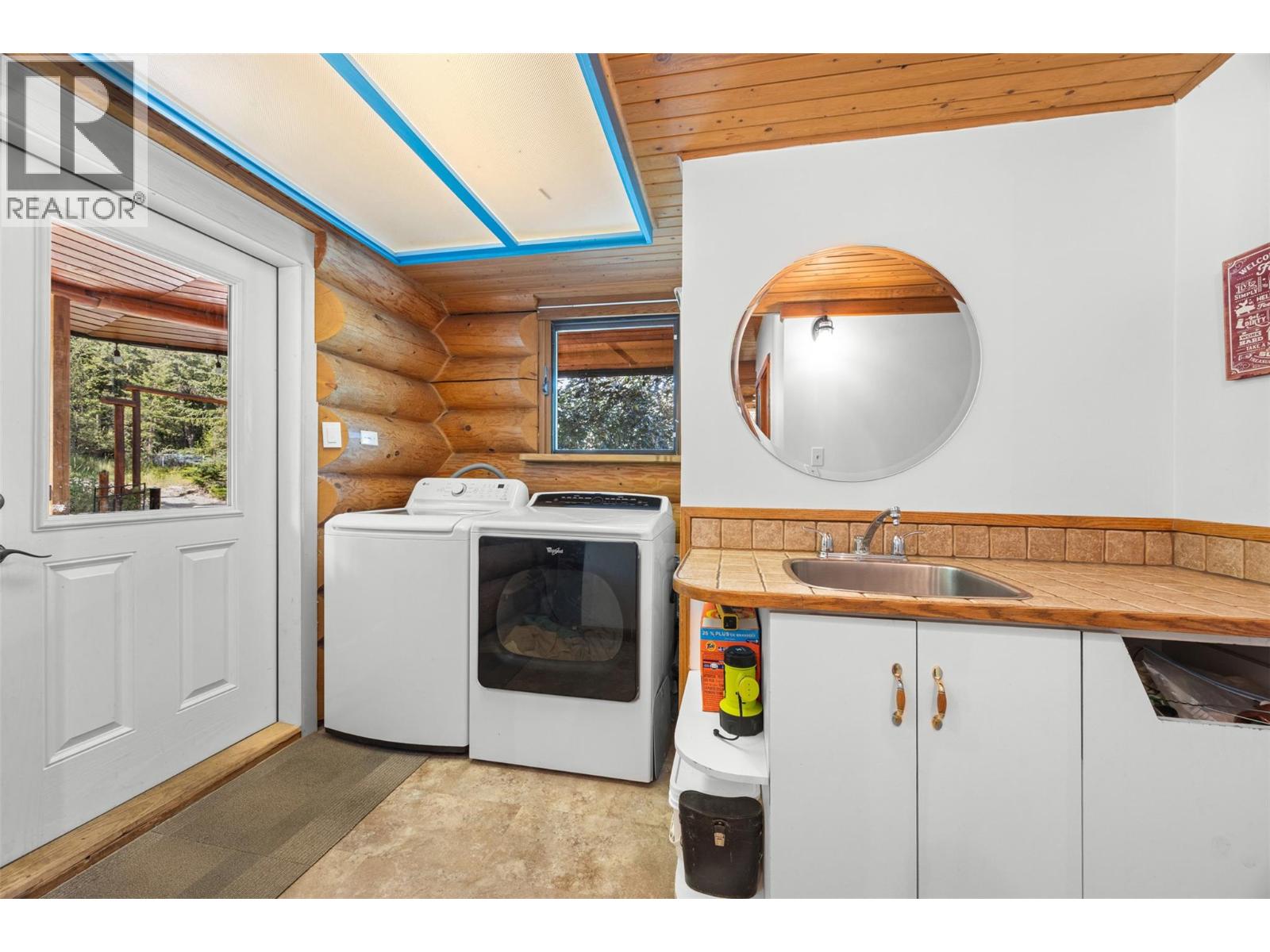 10737 Highway 33 E, Kelowna, British Columbia  V1P 1J9 - Photo 24 - 10394657