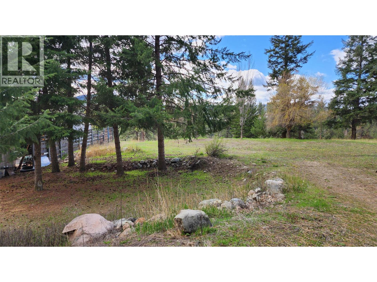 306 Jacobson Road, Princeton, British Columbia  V0X 1W0 - Photo 5 - 10395045