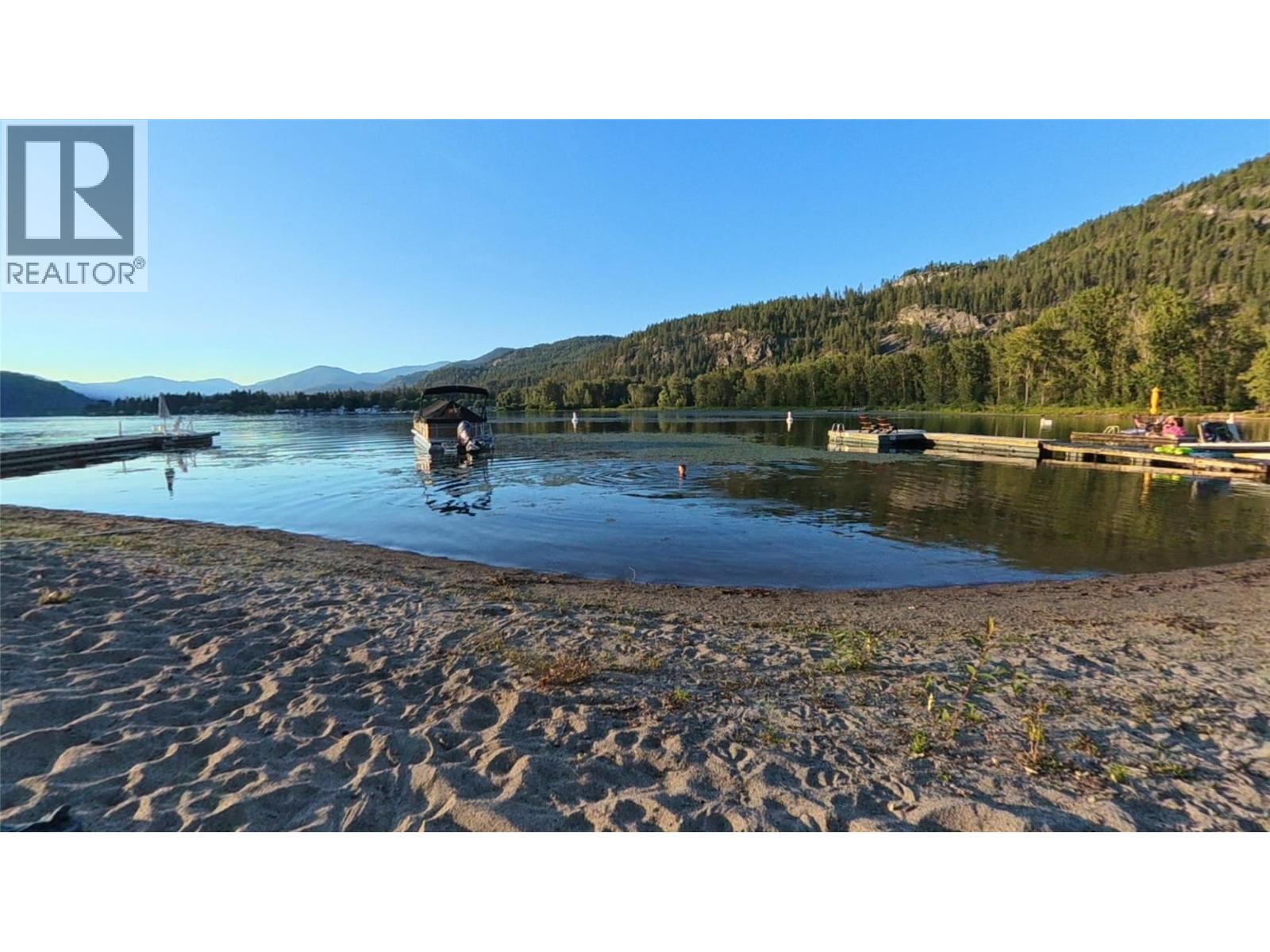 1640 Ode Road, Christina Lake, British Columbia  V0H 1E0 - Photo 20 - 10394821