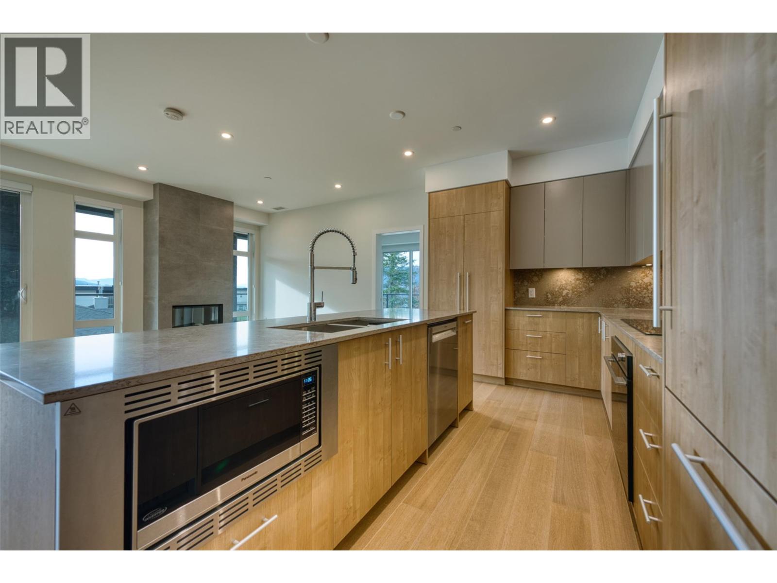 9652 Benchland Drive Unit# 205, Lake Country, British Columbia  V4V 0C4 - Photo 4 - 10394497