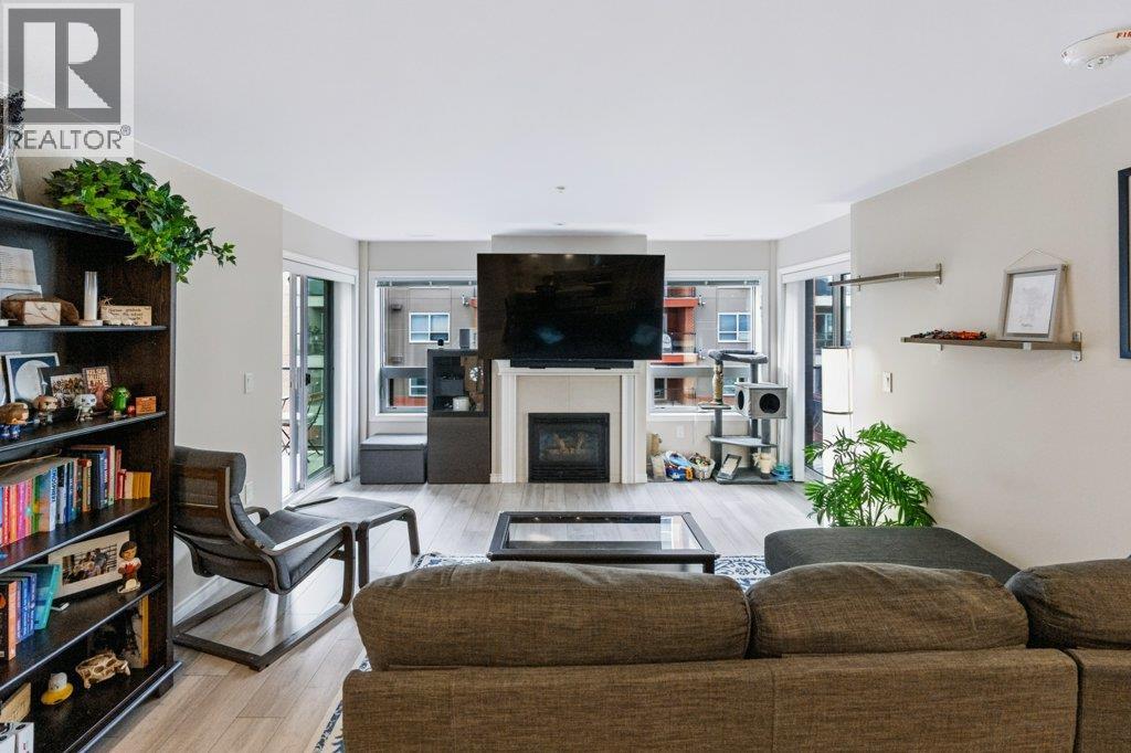 3346 Skaha Lake Road Unit# 706, Penticton, British Columbia  V2A 0H6 - Photo 2 - 10394945