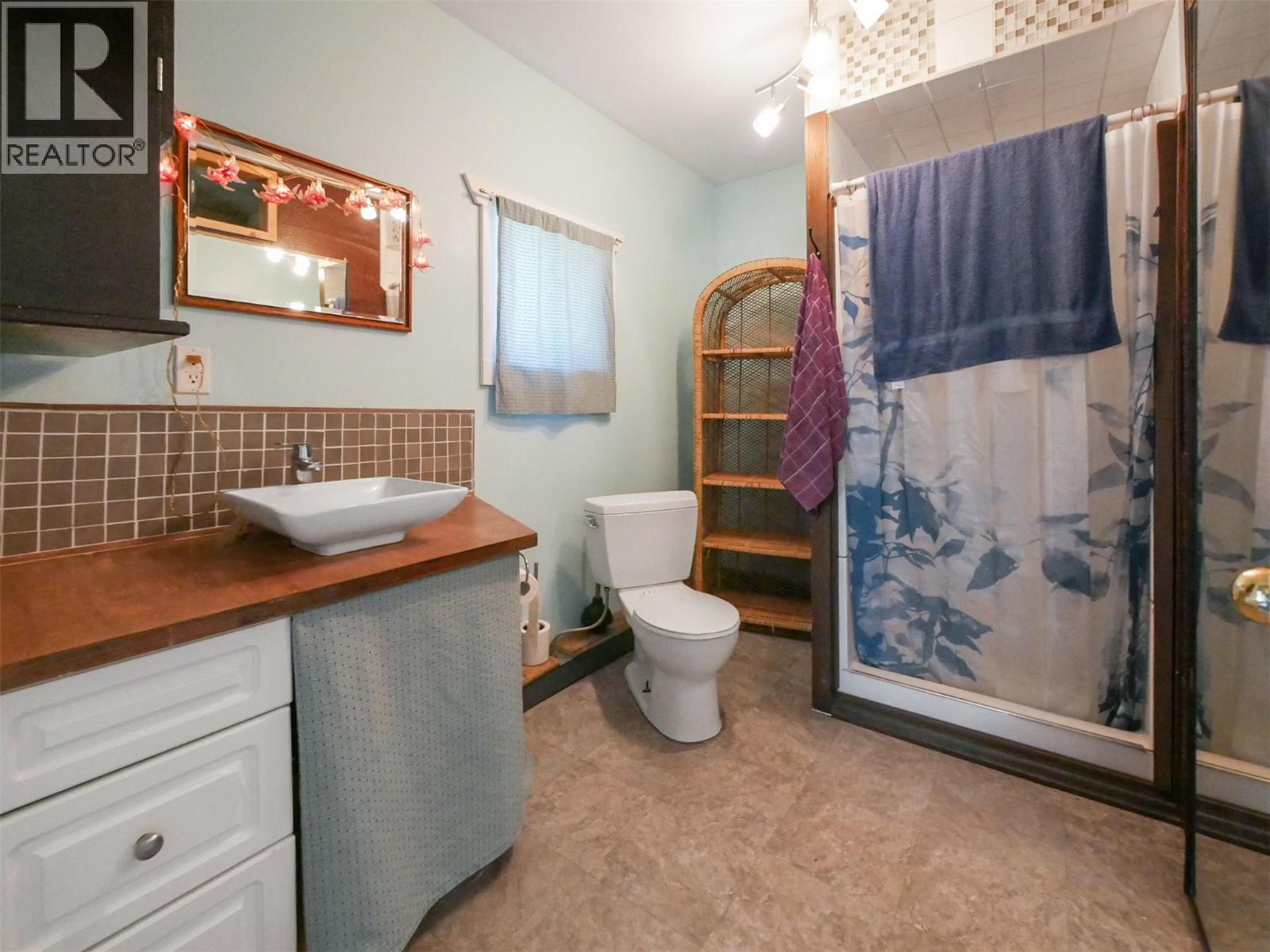 6123 Telford Road, Winlaw, British Columbia  V0G 2J0 - Photo 14 - 10394889