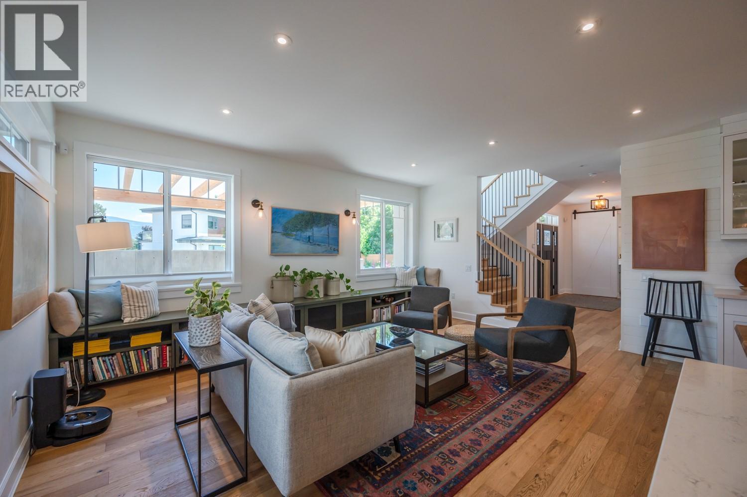 876 Johnson Street, Summerland, British Columbia  V0H 1Z9 - Photo 11 - 10395061