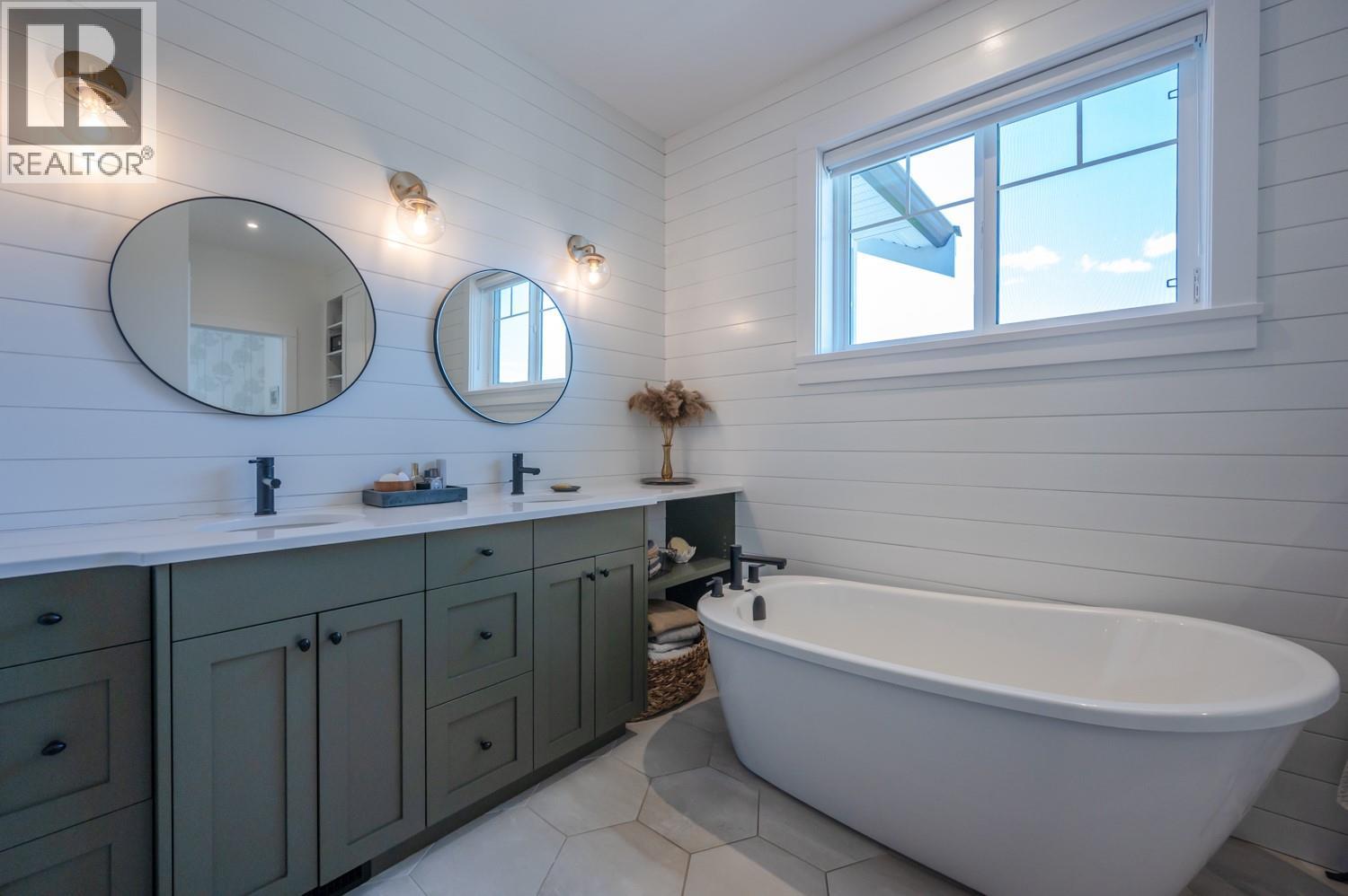 876 Johnson Street, Summerland, British Columbia  V0H 1Z9 - Photo 30 - 10395061