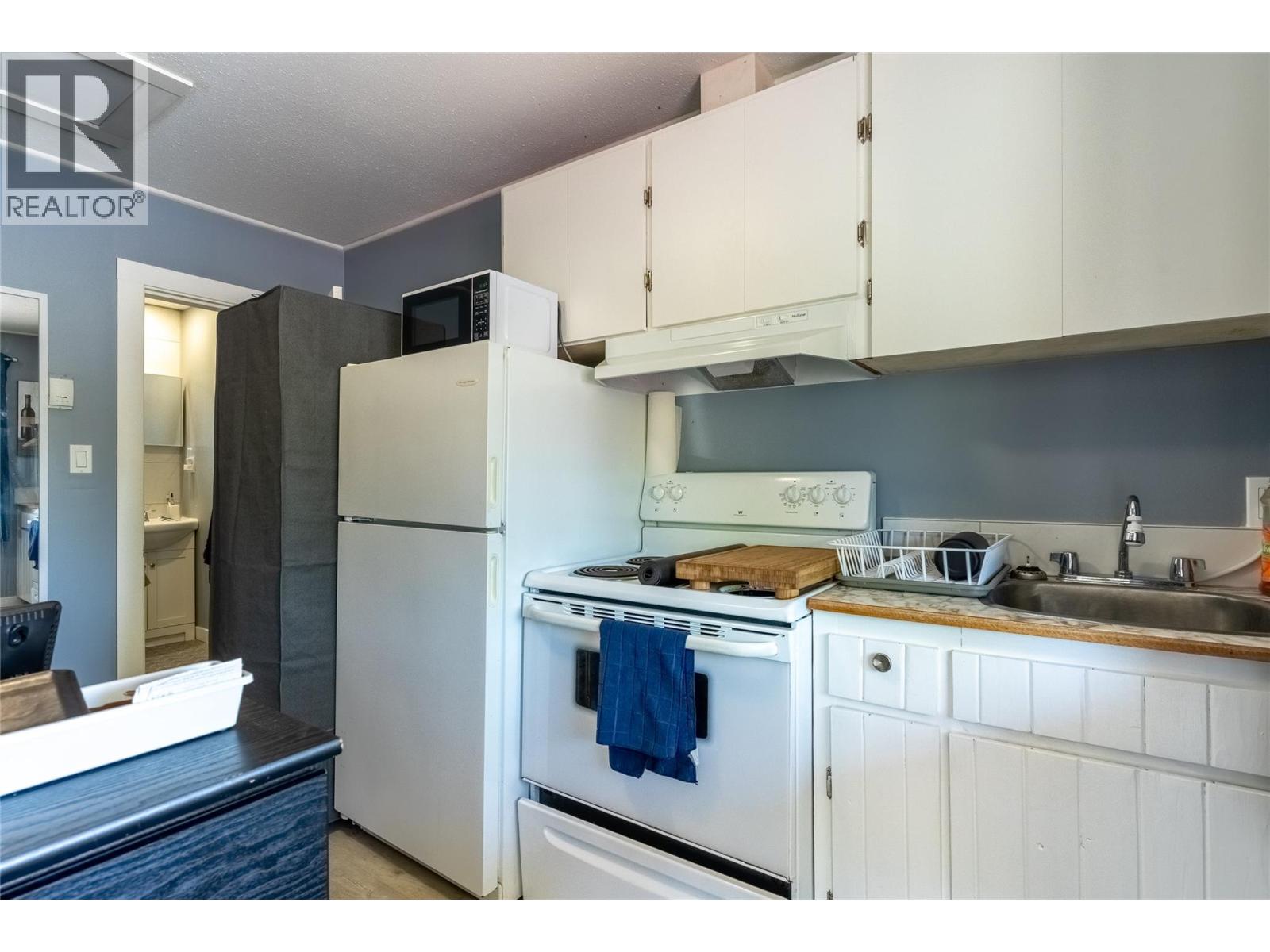 1801 Chapman Street, Merritt, British Columbia  V1K 1R6 - Photo 11 - 10395075