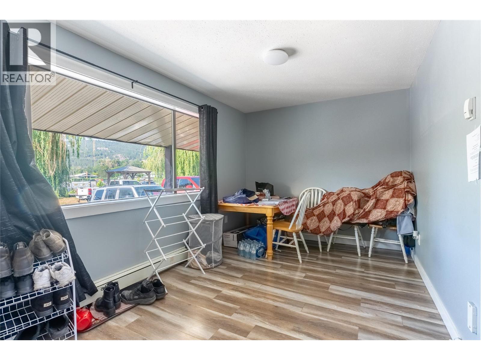 1801 Chapman Street, Merritt, British Columbia  V1K 1R6 - Photo 12 - 10395075