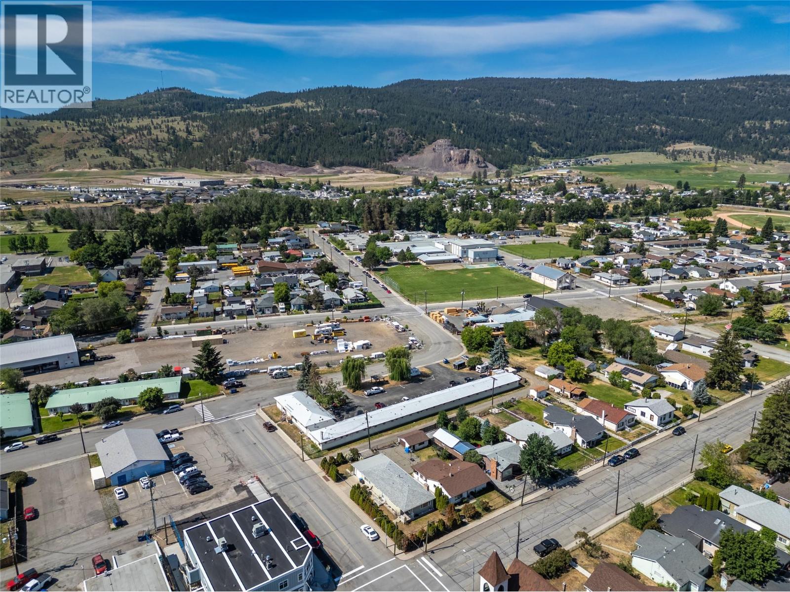 1801 Chapman Street, Merritt, British Columbia  V1K 1R6 - Photo 9 - 10395075