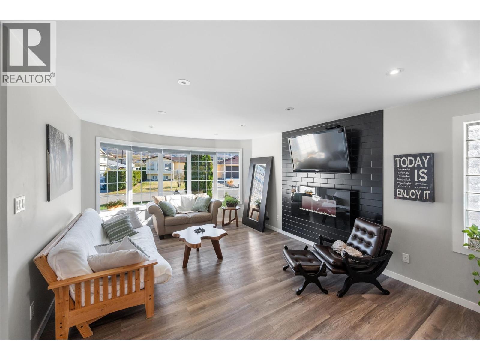 38 Bayview Crescent, Osoyoos, British Columbia  V0H 1V6 - Photo 8 - 10395067