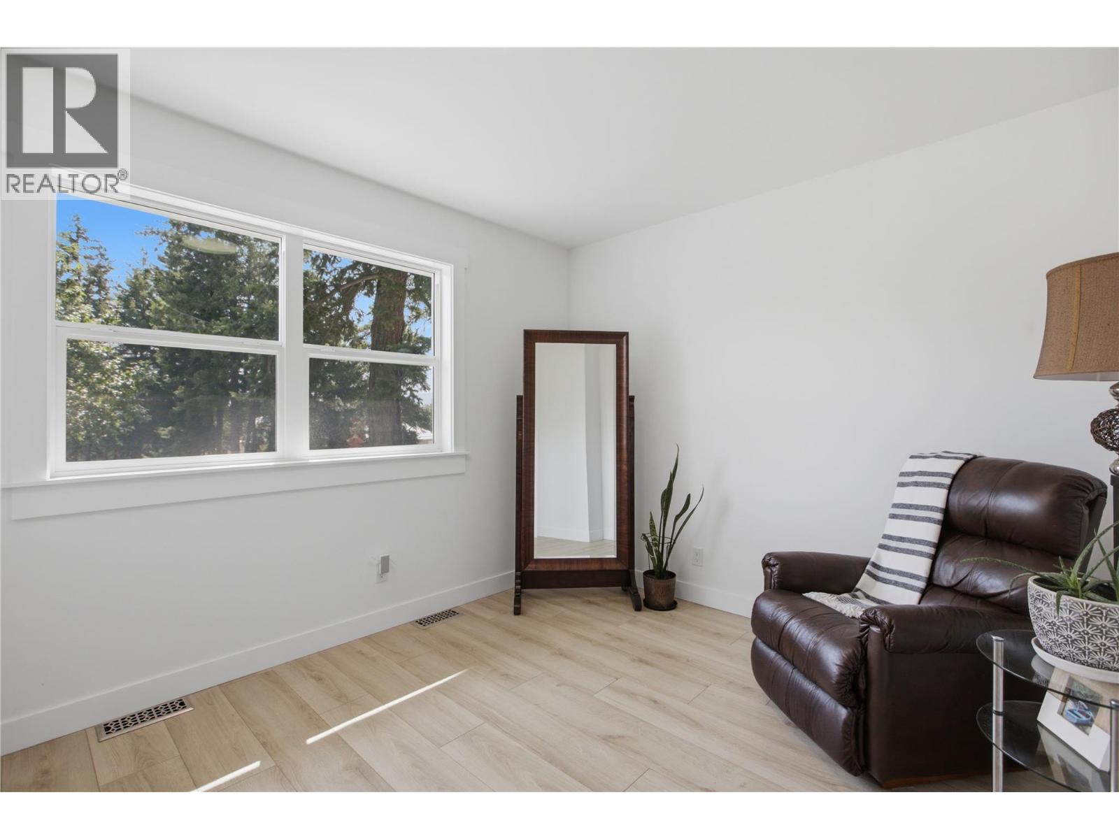 3747 Hilliam Road, Scotch Creek, British Columbia  V0E 1M5 - Photo 31 - 10394532