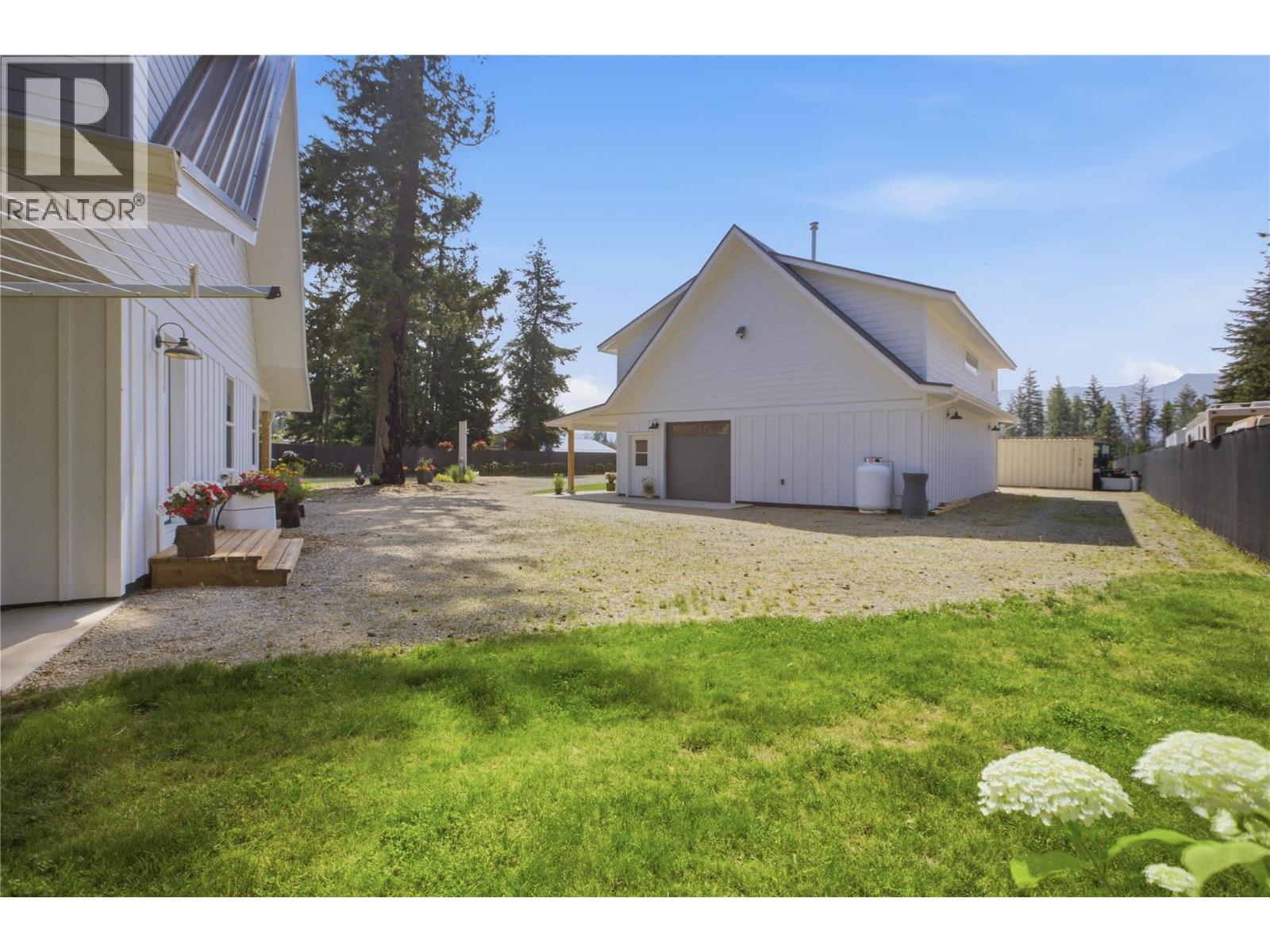 3747 Hilliam Road, Scotch Creek, British Columbia  V0E 1M5 - Photo 44 - 10394532