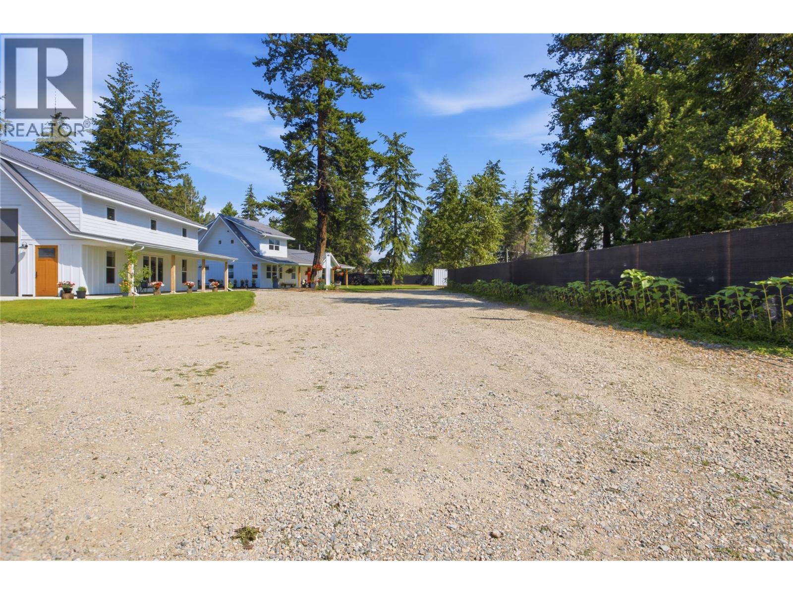3747 Hilliam Road, Scotch Creek, British Columbia  V0E 1M5 - Photo 5 - 10394532