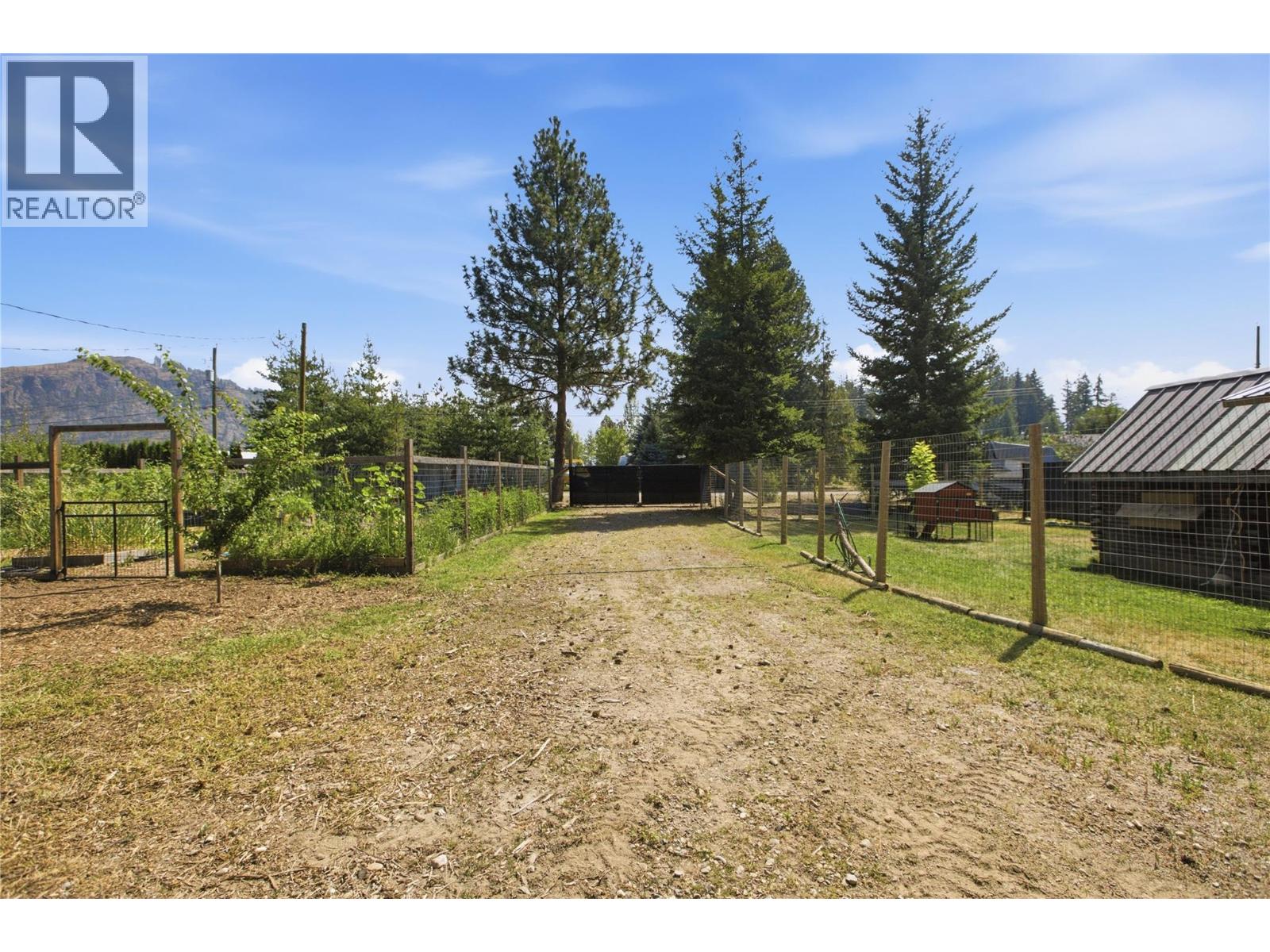 3747 Hilliam Road, Scotch Creek, British Columbia  V0E 1M5 - Photo 72 - 10394532