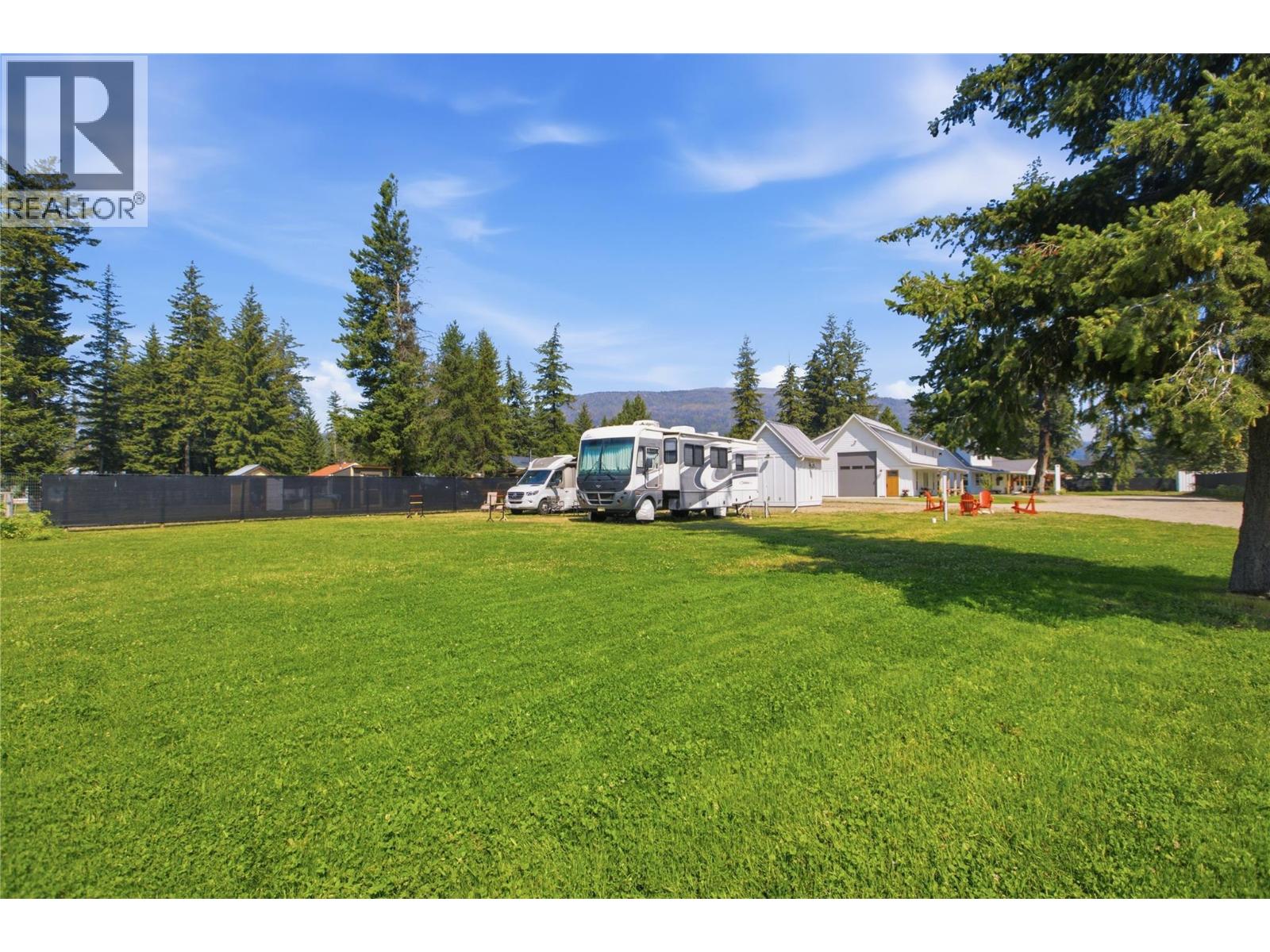 3747 Hilliam Road, Scotch Creek, British Columbia  V0E 1M5 - Photo 81 - 10394532