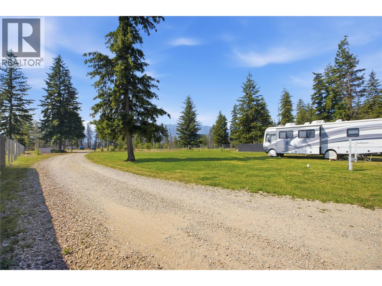 3747 Hilliam Road, Scotch Creek, British Columbia  V0E 1M5 - Photo 83 - 10394532