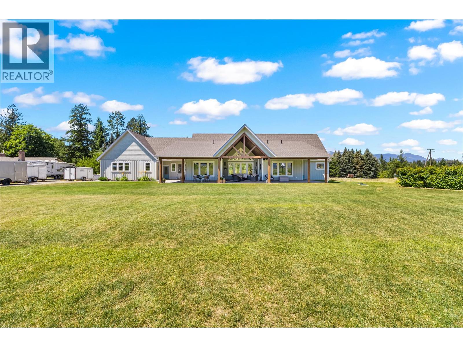 1618 1st Avenue, Creston, British Columbia  V0B 1G6 - Photo 13 - 10395101