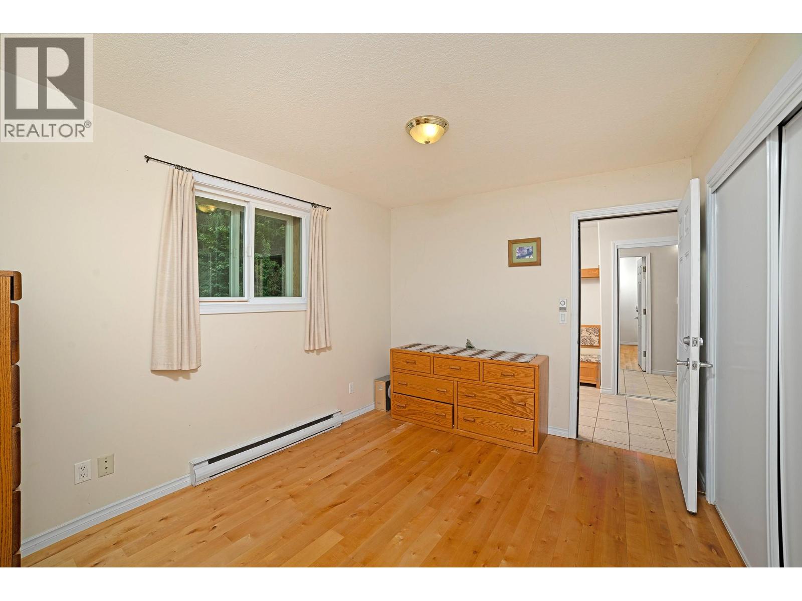 830 16th Avenue S, Creston, British Columbia  V0B 1G3 - Photo 18 - 10395099
