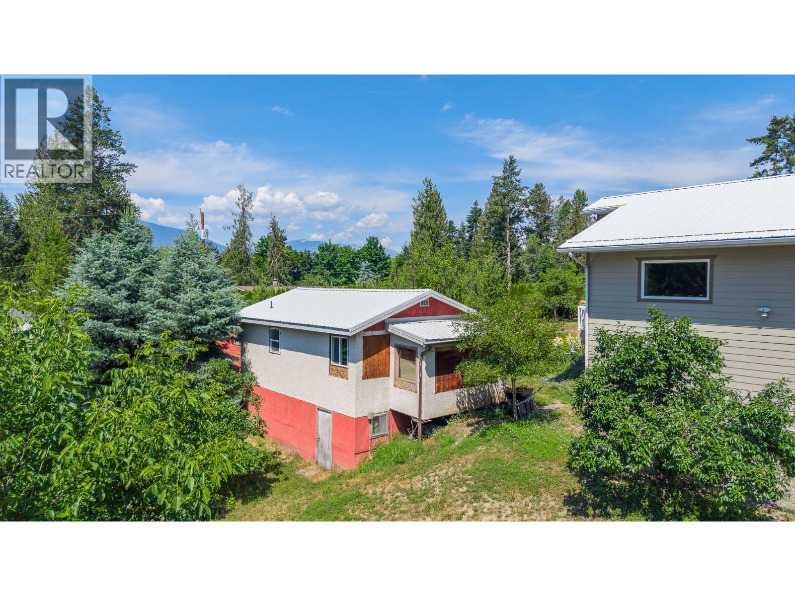 830 16th Avenue S, Creston, British Columbia  V0B 1G3 - Photo 42 - 10395099