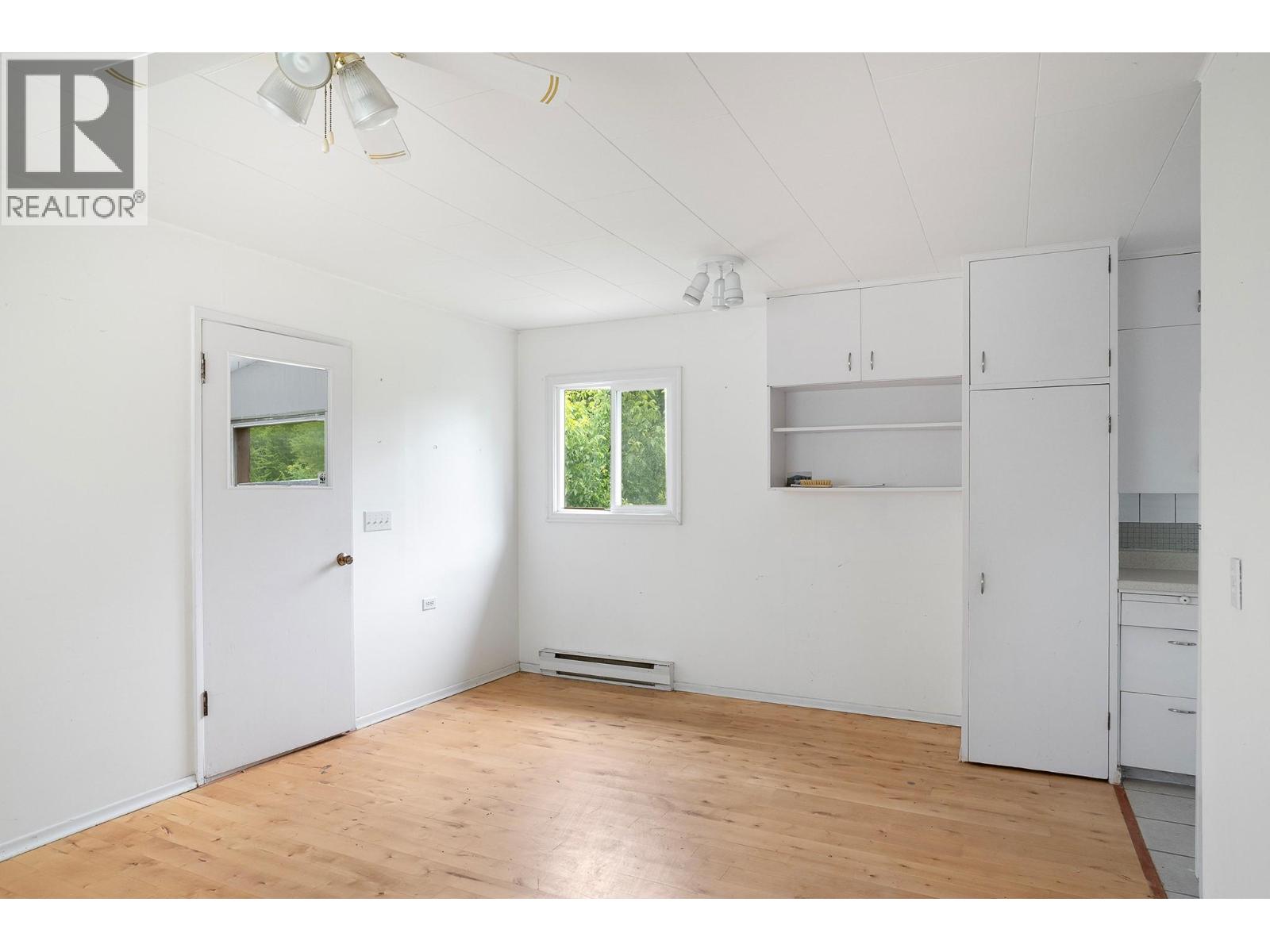 830 16th Avenue S, Creston, British Columbia  V0B 1G3 - Photo 44 - 10395099