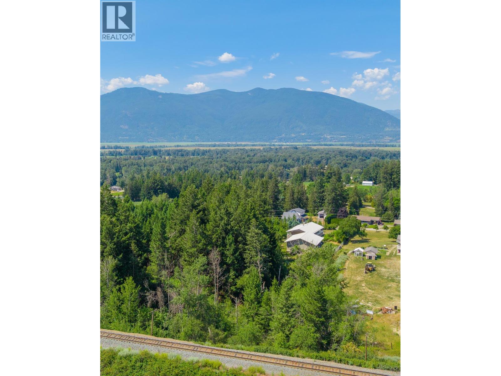 830 16th Avenue S, Creston, British Columbia  V0B 1G3 - Photo 56 - 10395099
